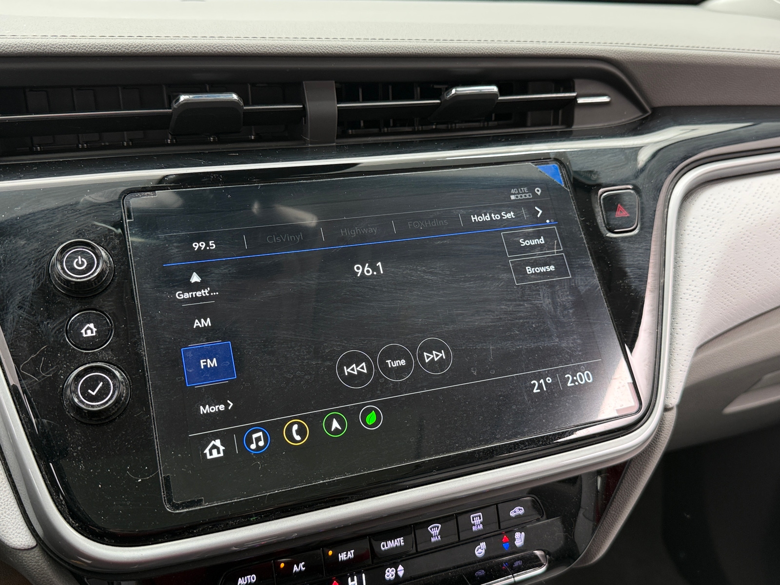 Thumbnail: 2023 Chevrolet Bolt EUV - 3