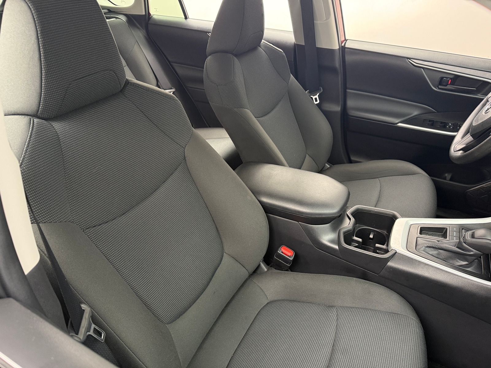 Thumbnail: 2022 Toyota RAV4 - 2