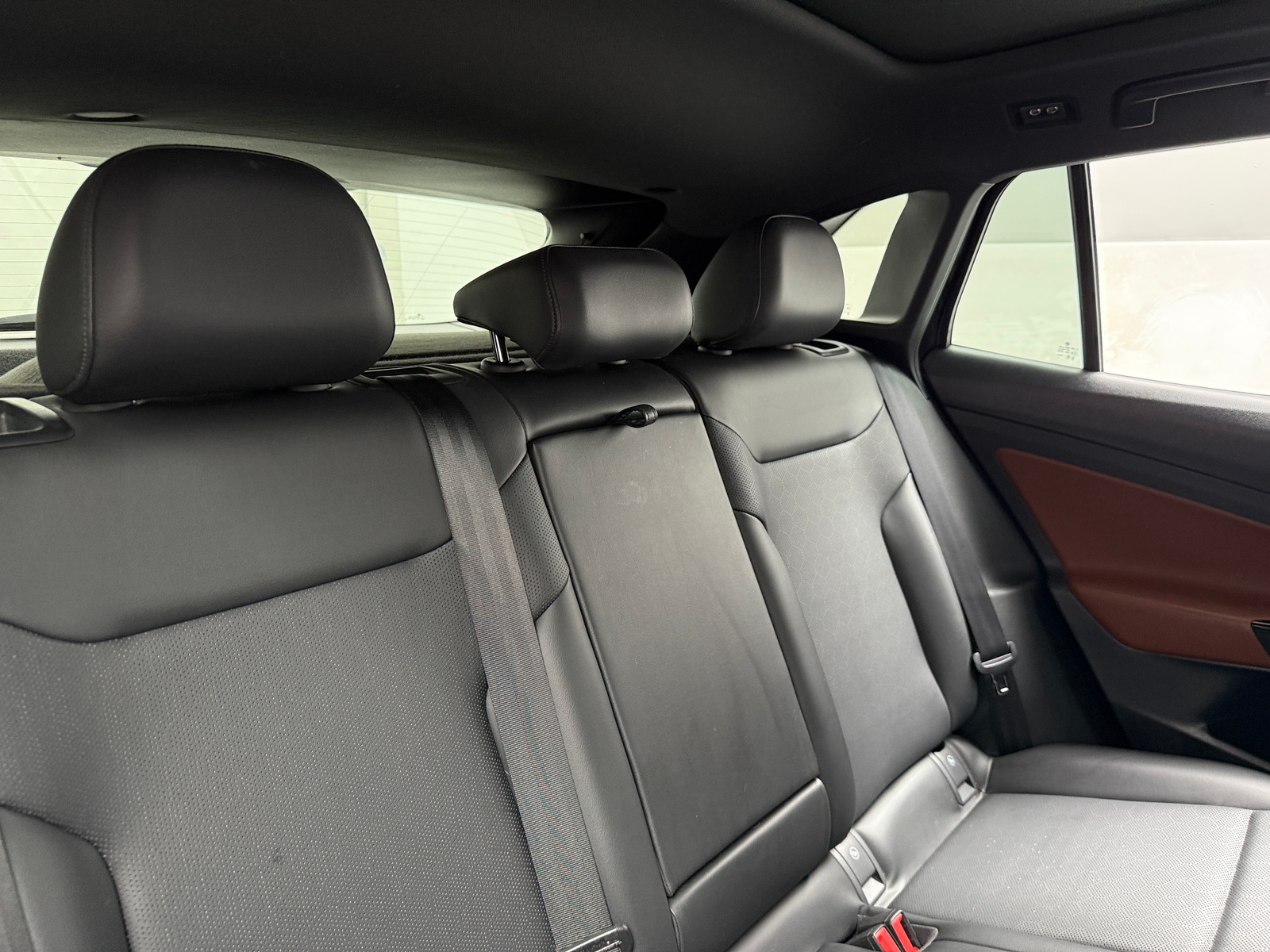 Thumbnail: 2021 Volkswagen ID.4 - 5