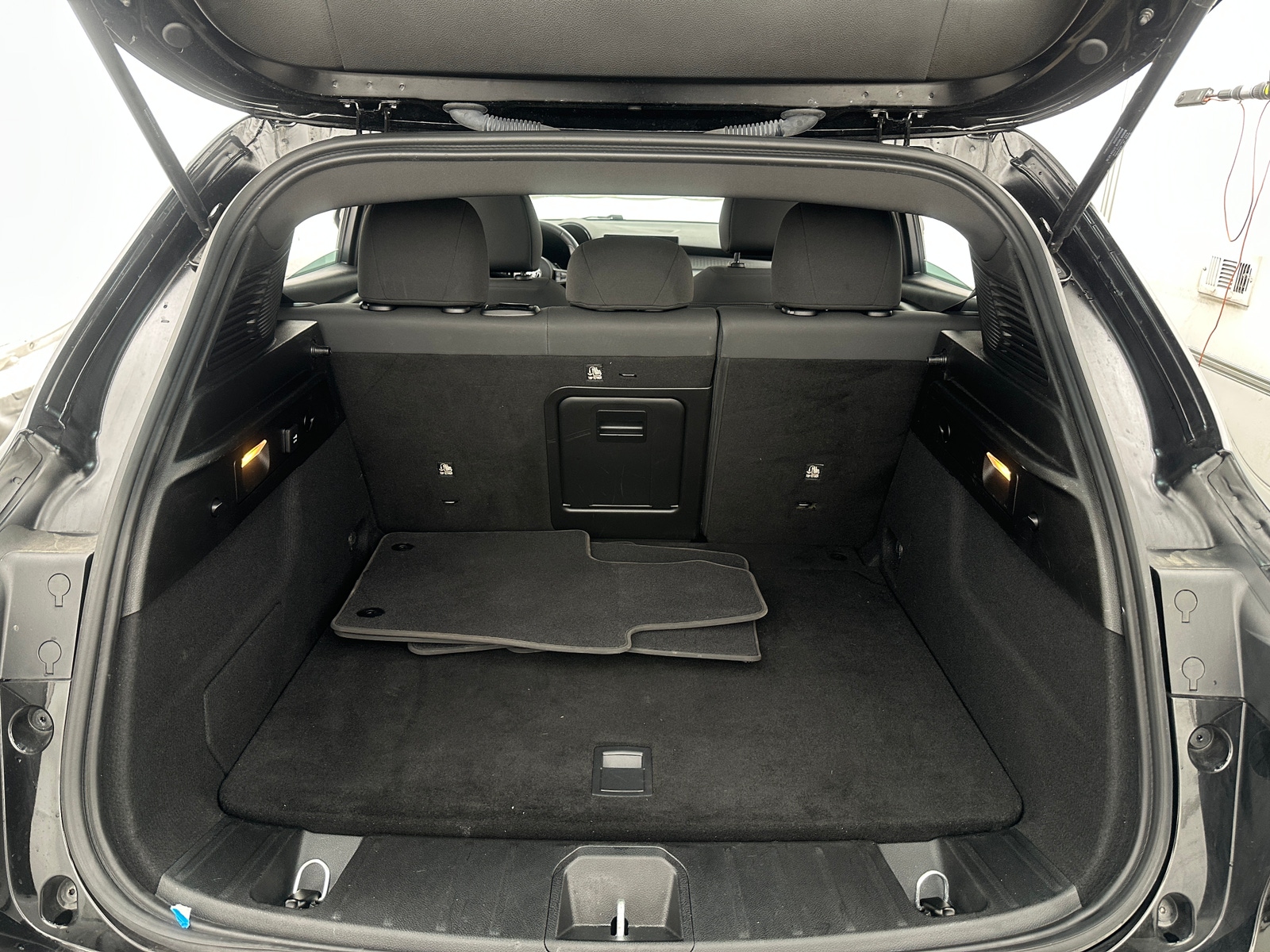 Thumbnail: 2025 Alfa Romeo Tonale - 7