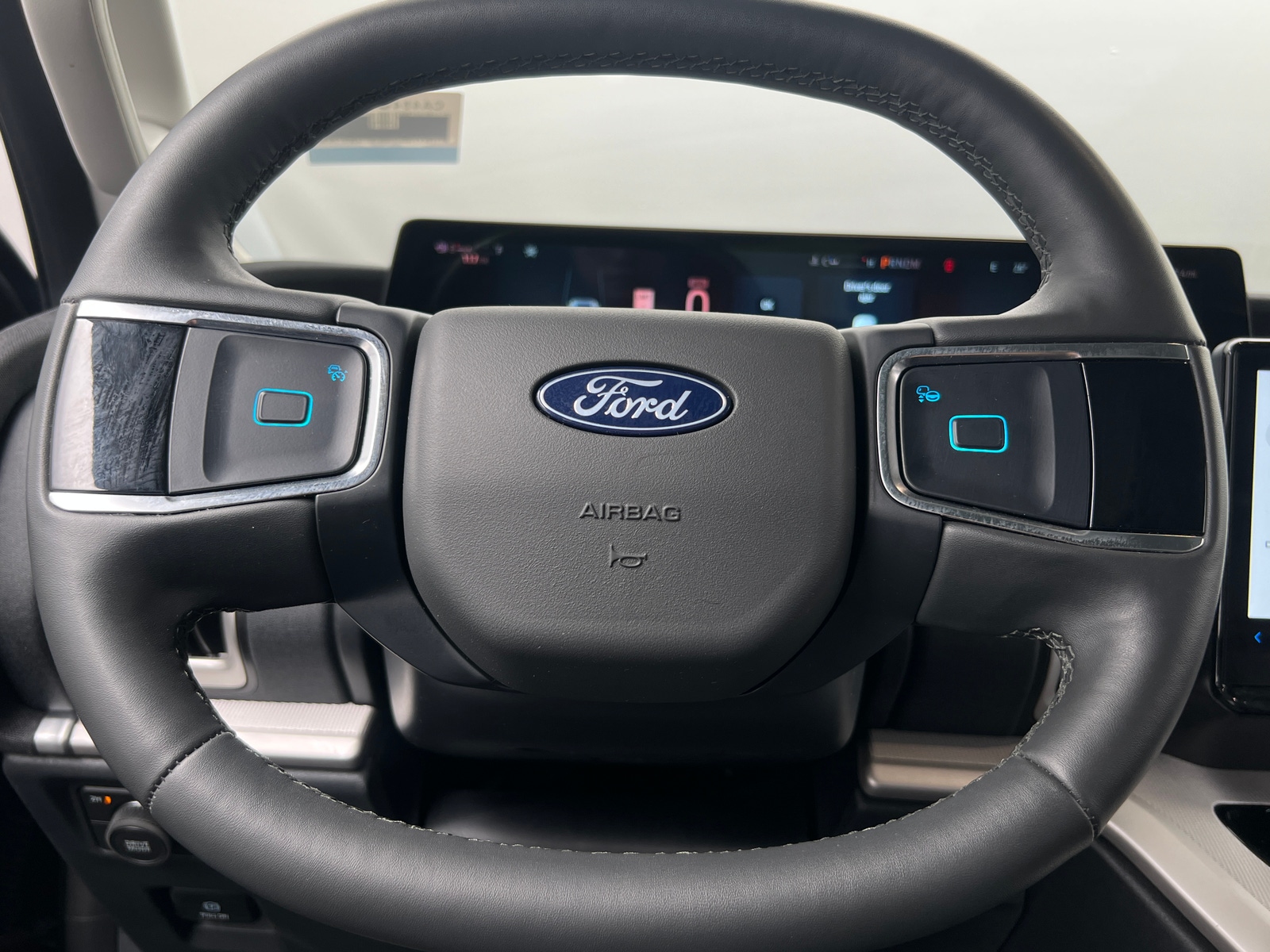 Thumbnail: 2025 Ford Expedition - 5