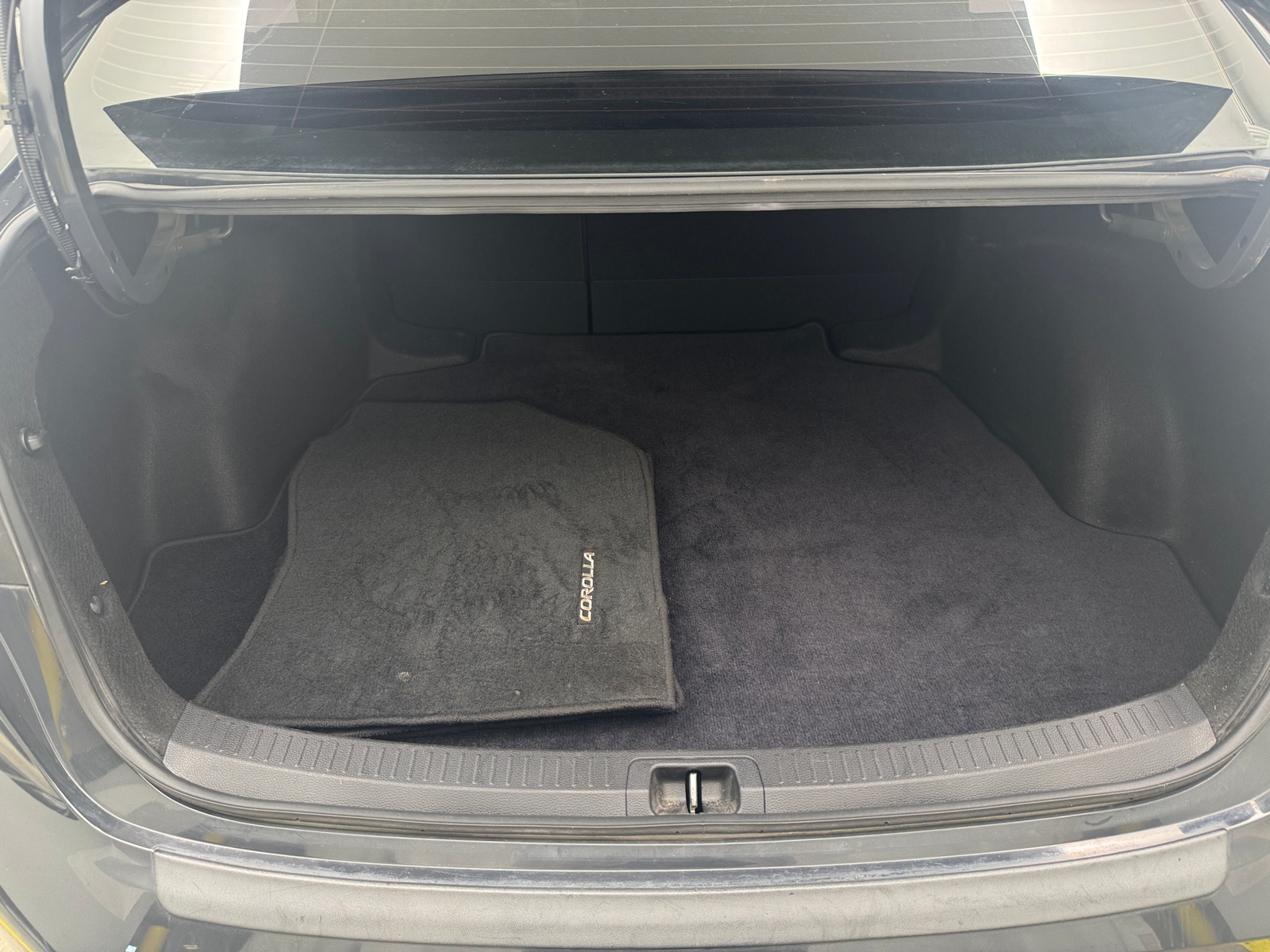 Thumbnail: 2023 Toyota Corolla - 7