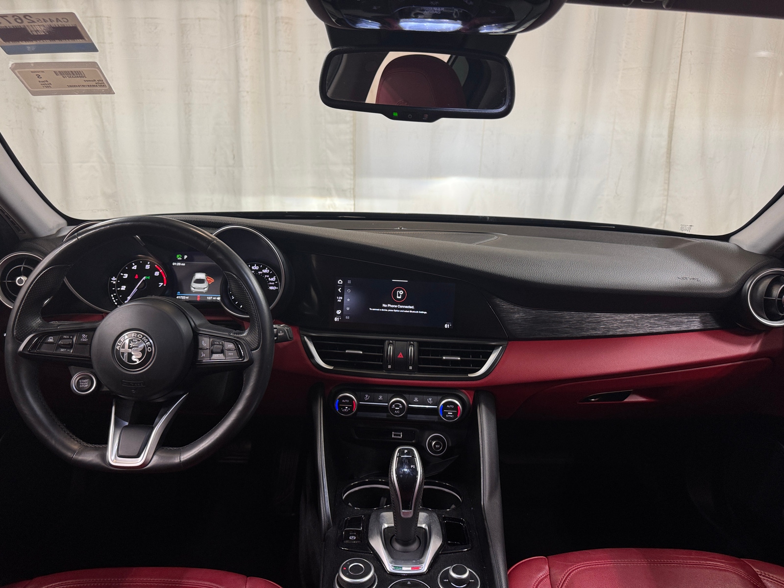 Thumbnail: 2021 Alfa Romeo Giulia - 2