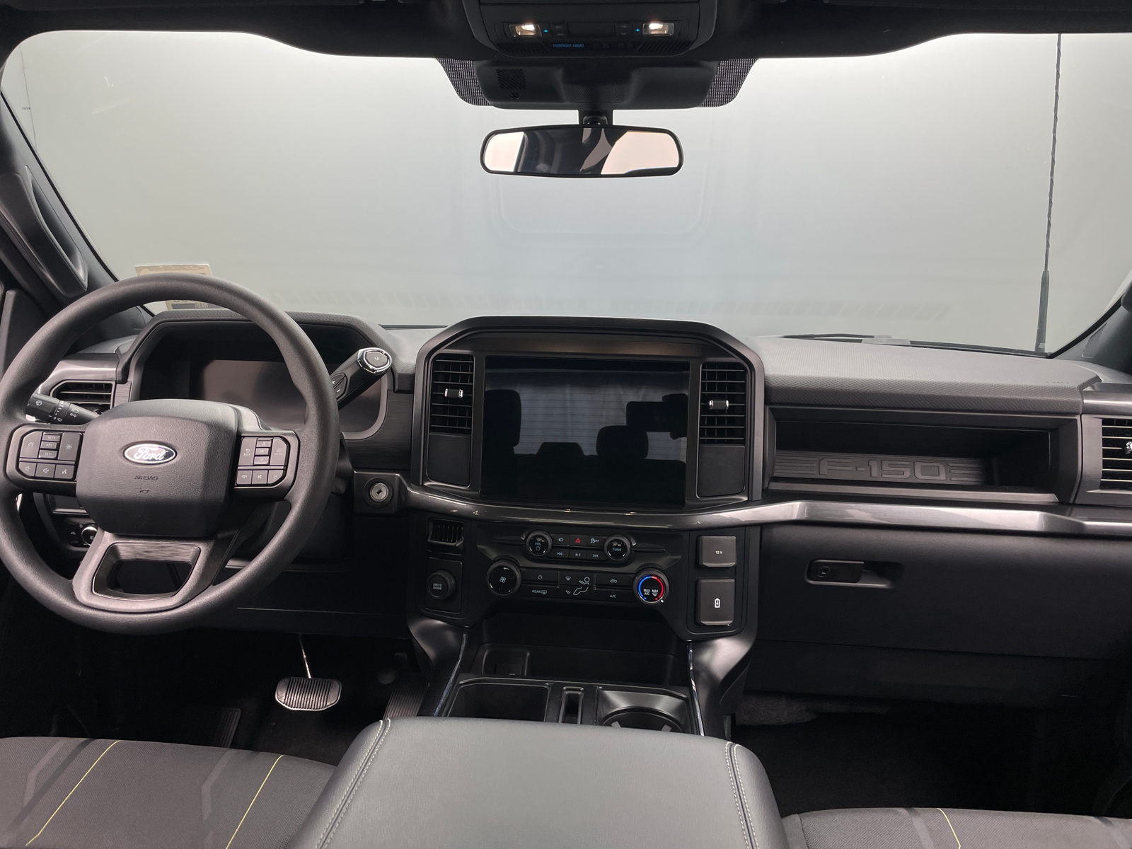 Thumbnail: 2025 Ford Econoline - 3