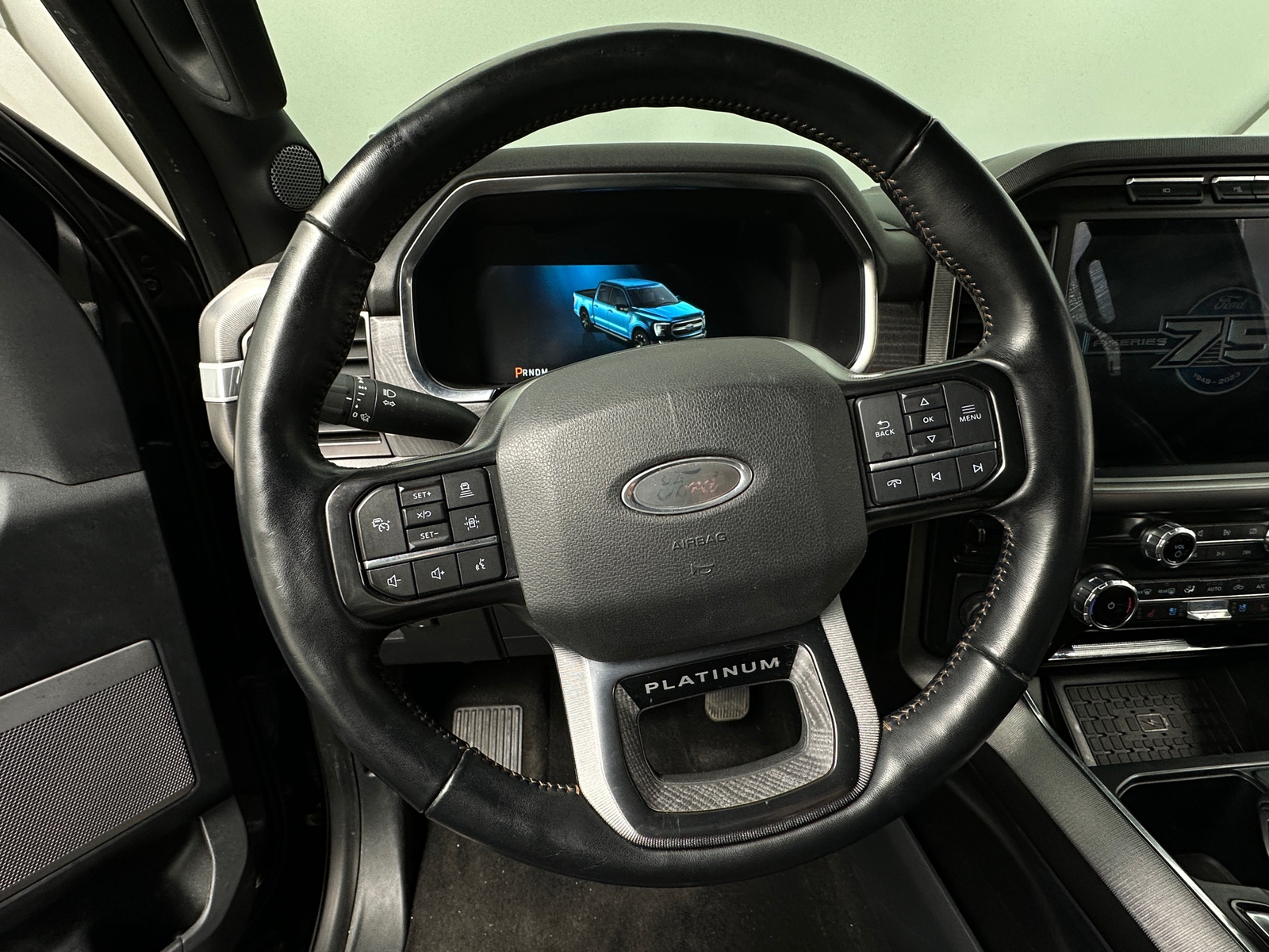 Thumbnail: 2023 Ford Econoline - 4