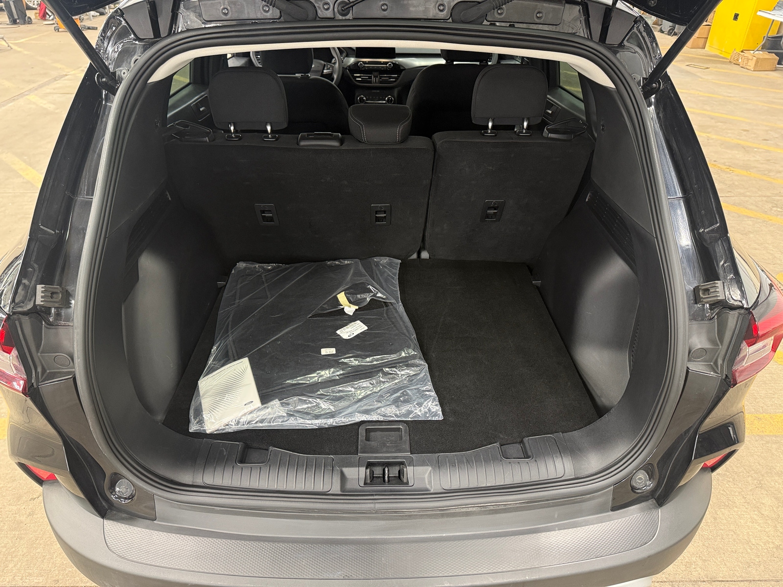 Thumbnail: 2025 Ford Escape - 7