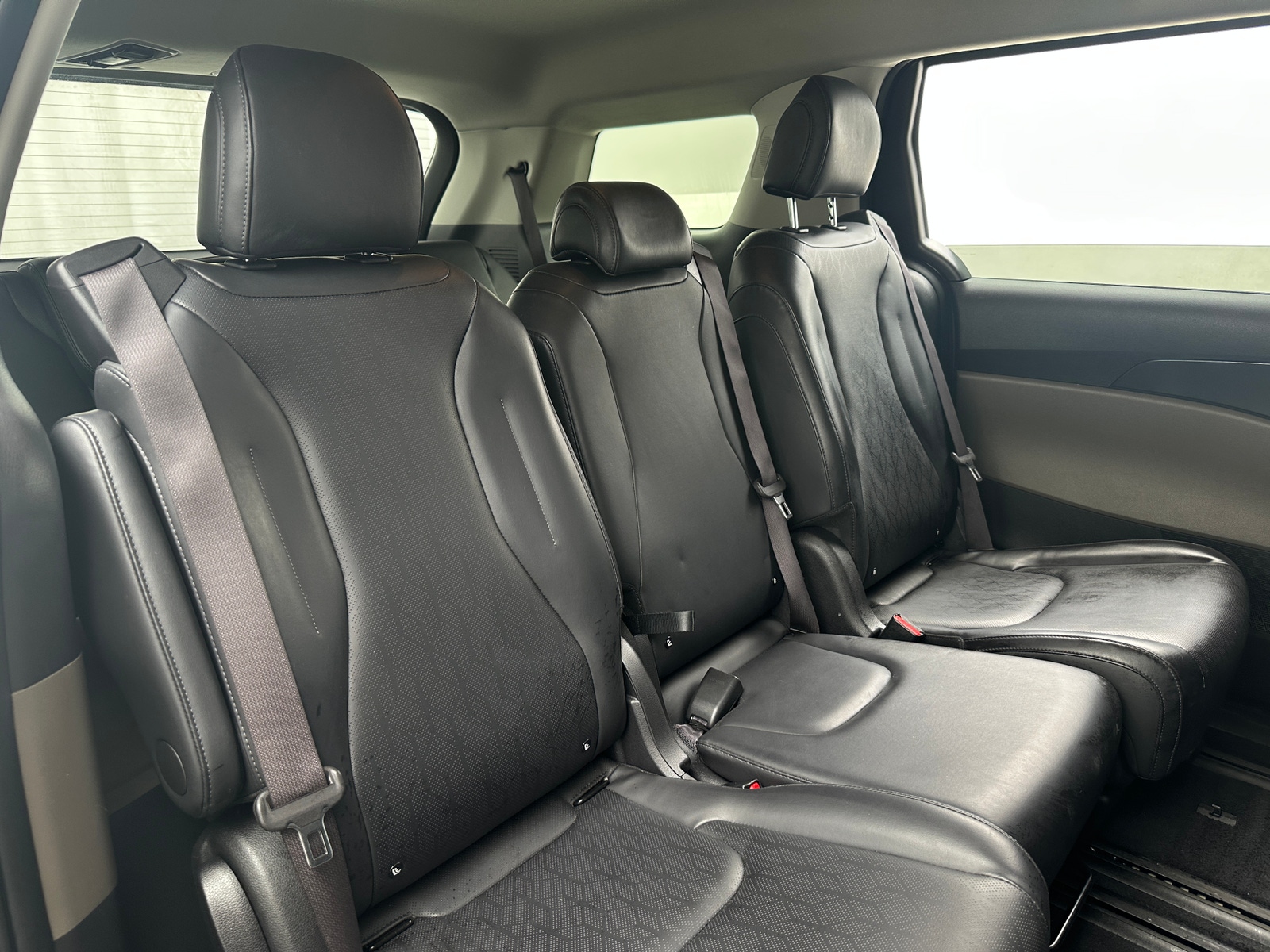 Thumbnail: 2025 Kia Carnival - 5