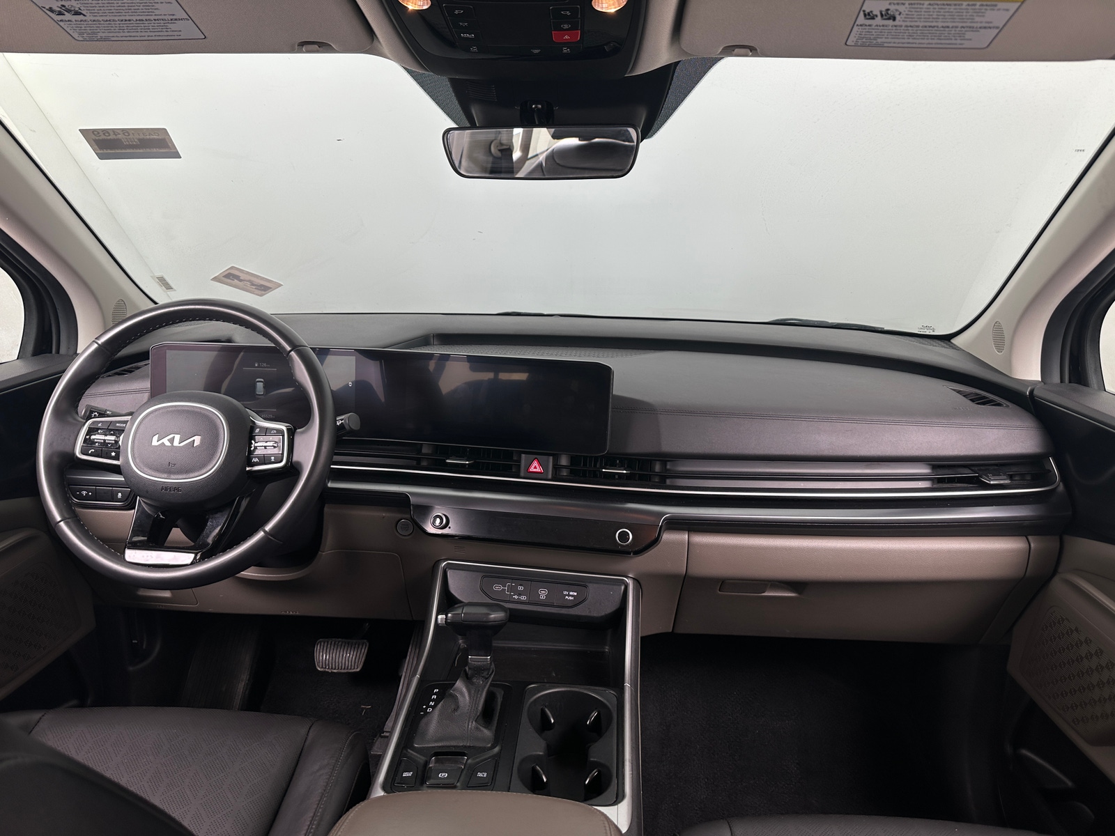 Thumbnail: 2025 Kia Carnival - 2