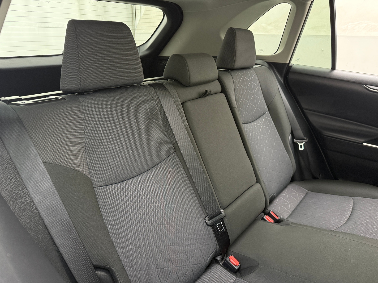 Thumbnail: 2025 Toyota RAV4 - 6