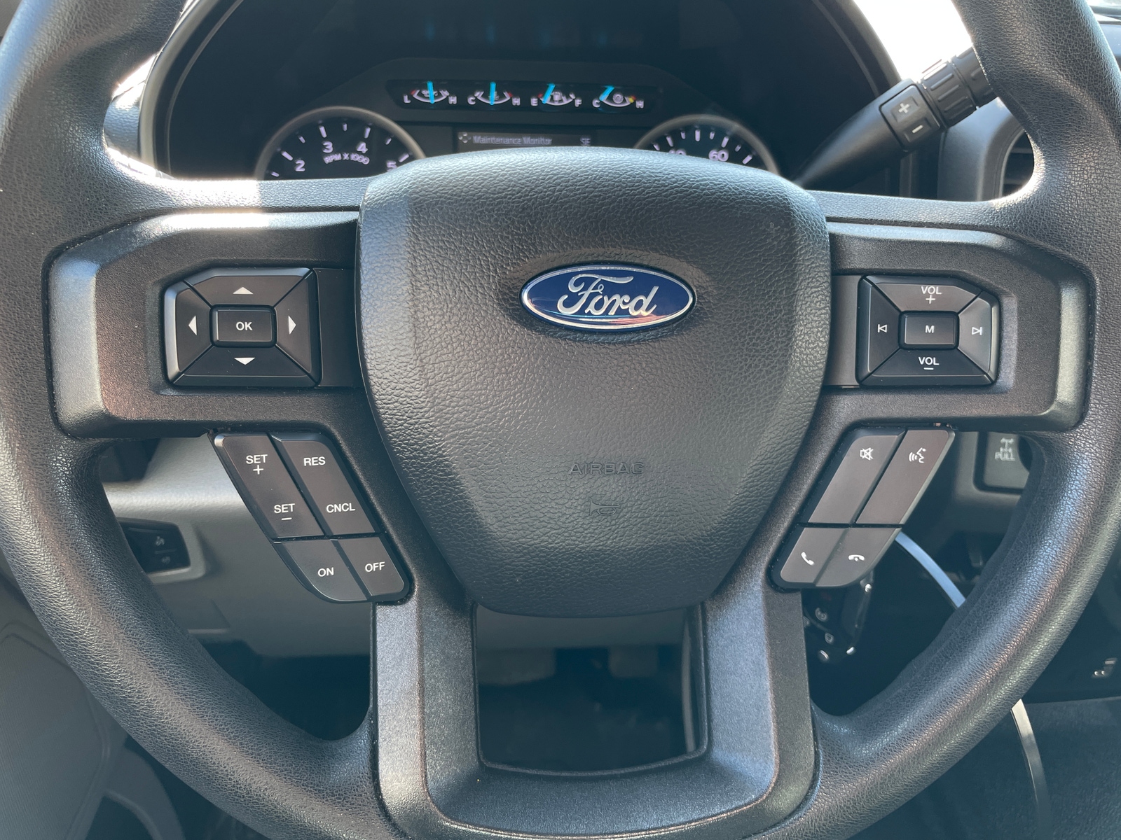 Thumbnail: 2020 Ford Econoline - 5