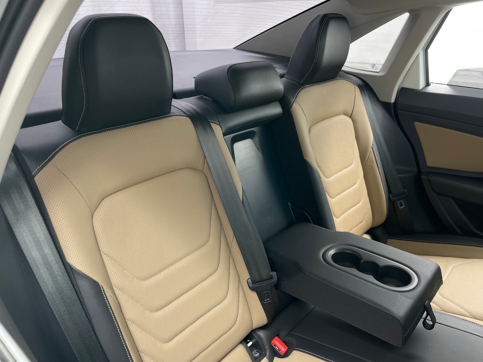 Thumbnail: 2021 Volkswagen Jetta - 5