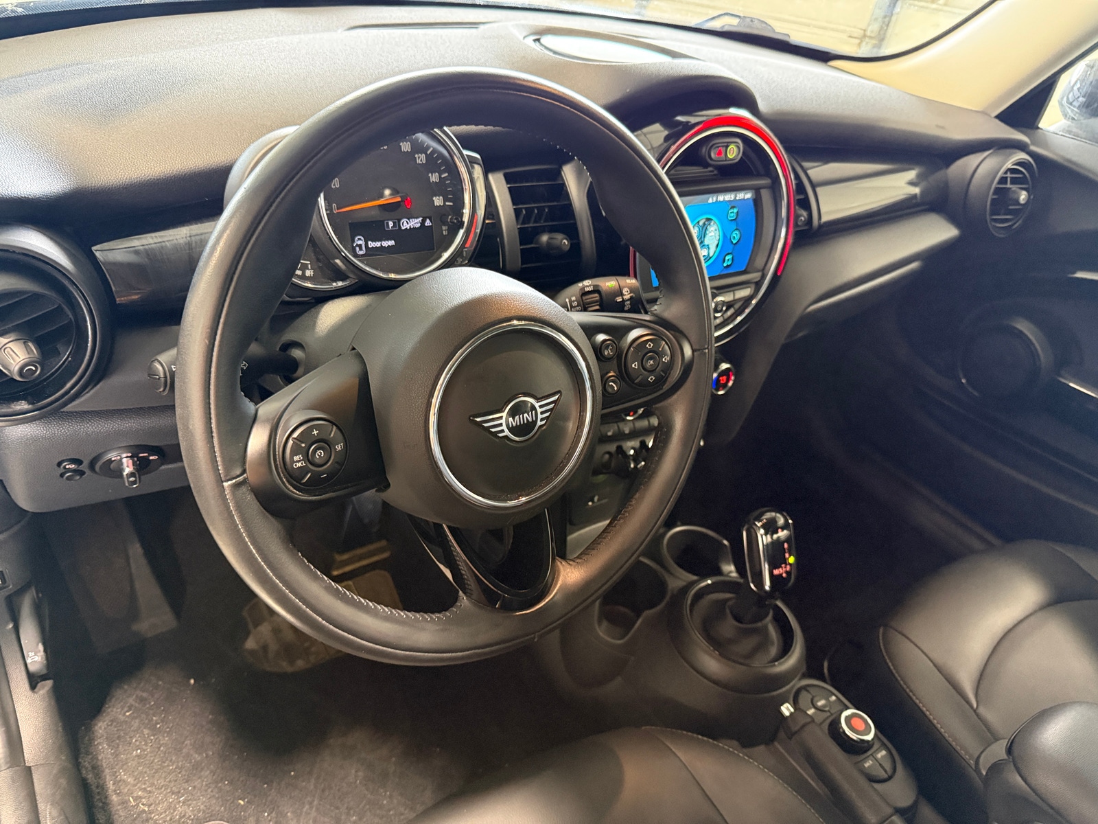 Thumbnail: 2020 MINI Cooper Hardtop - 2