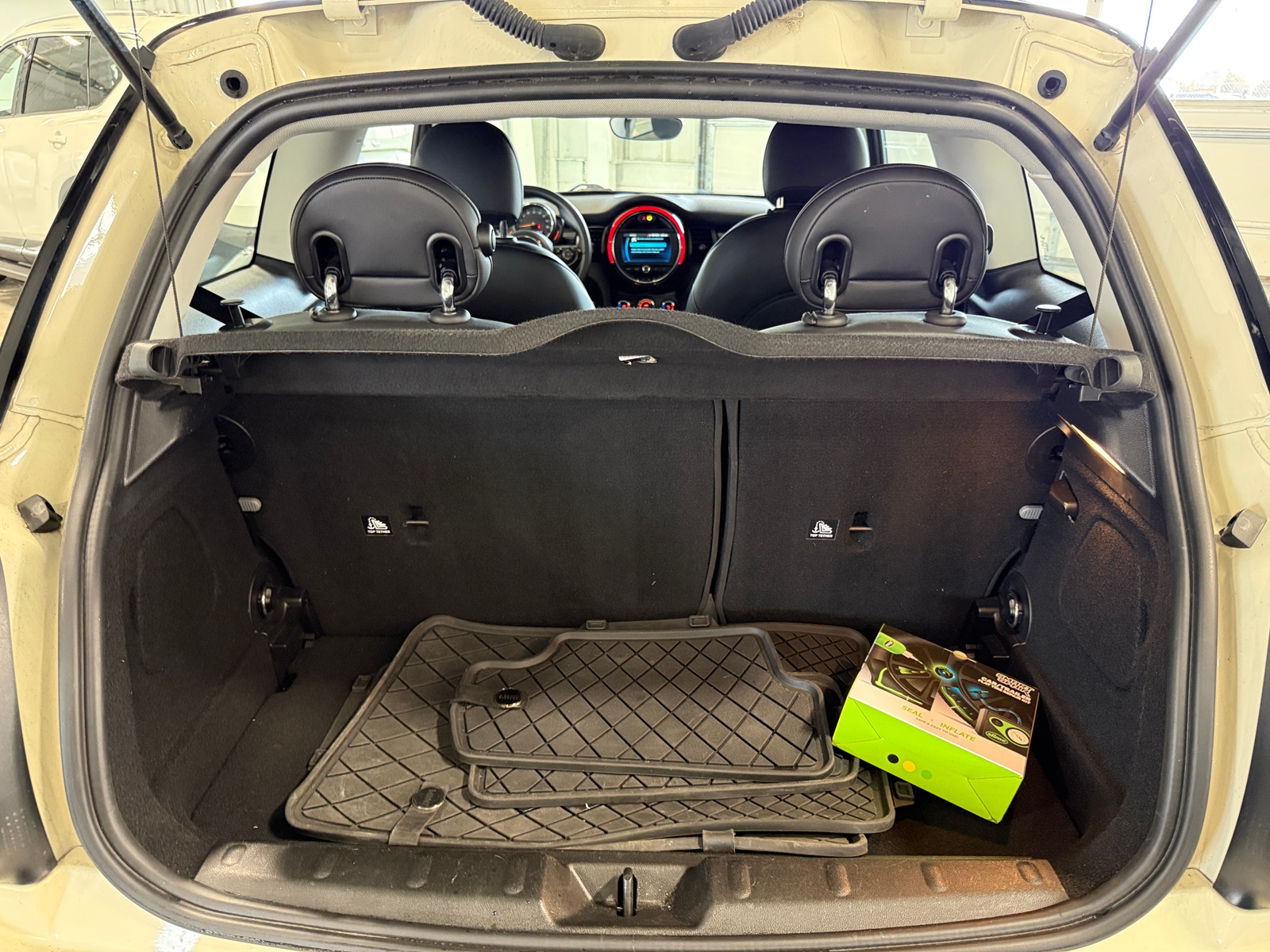 Thumbnail: 2020 MINI Cooper Hardtop - 6