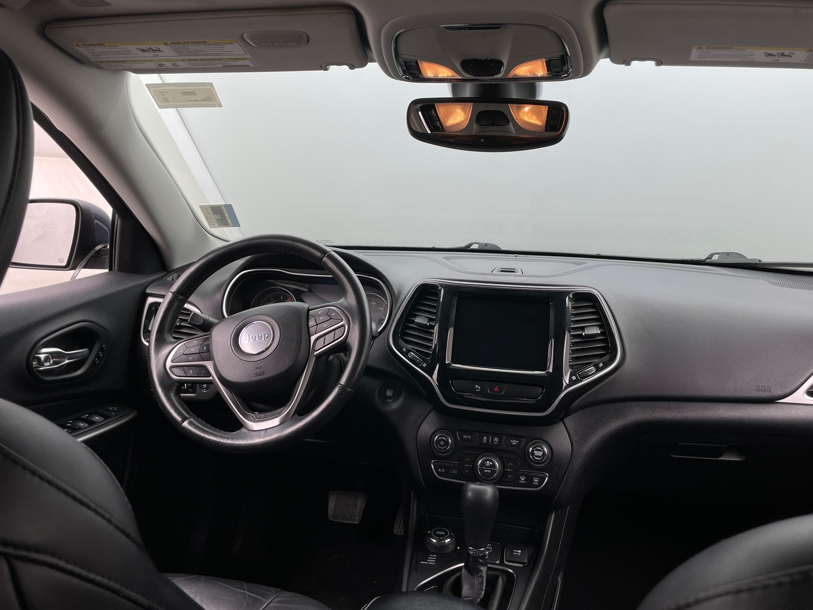 Thumbnail: 2019 Jeep Cherokee - 2