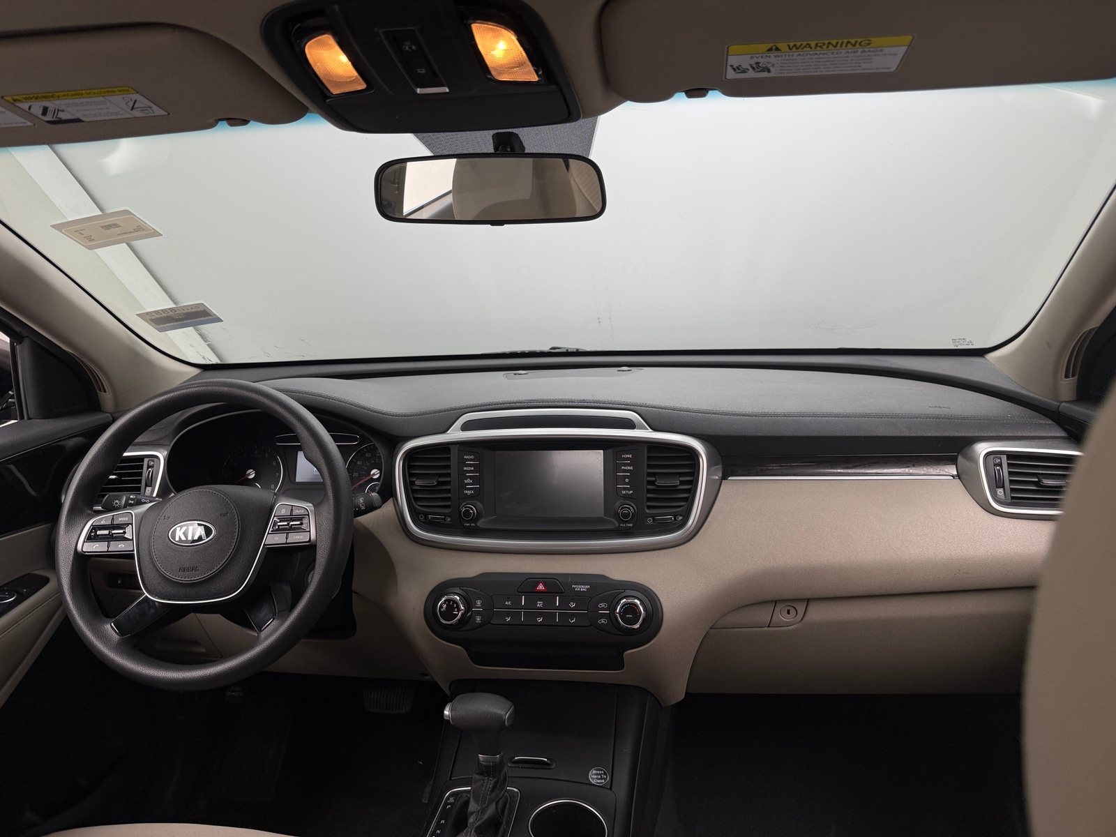 Thumbnail: 2020 Kia Sorento - 3