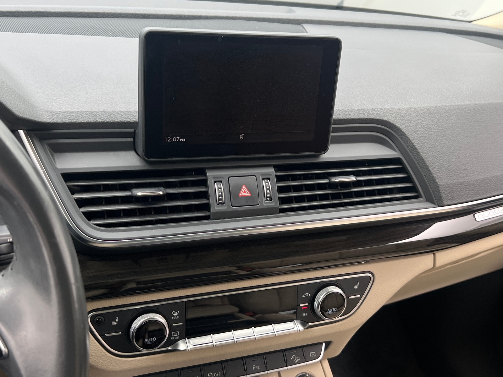 Thumbnail: 2020 Audi Q5 - 3