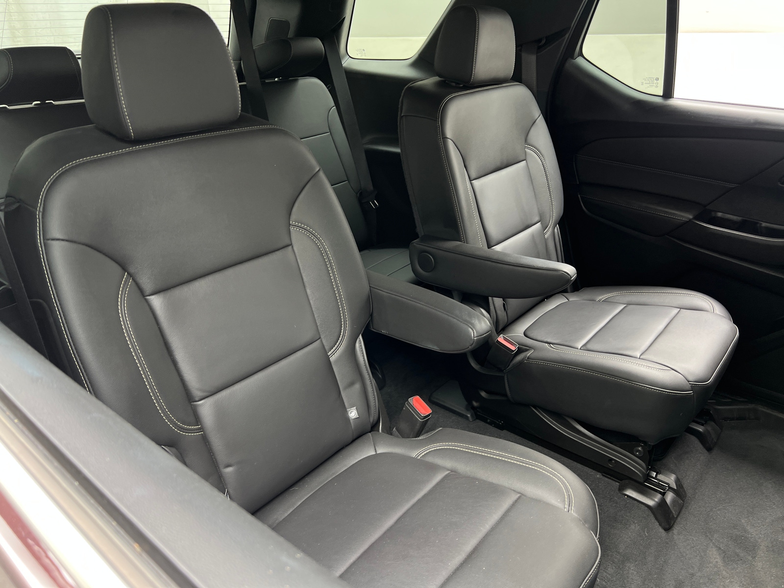 Thumbnail: 2023 Chevrolet Traverse - 5