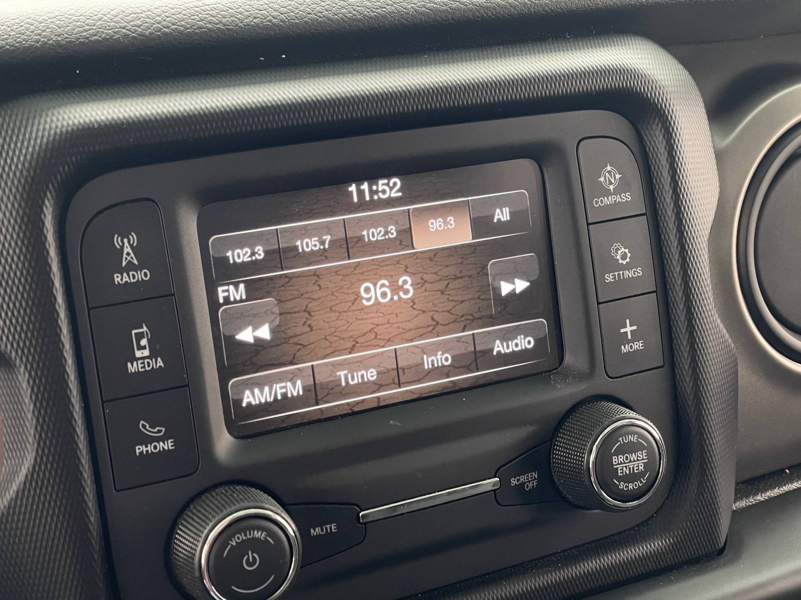 Thumbnail: 2020 Jeep Wrangler - 4