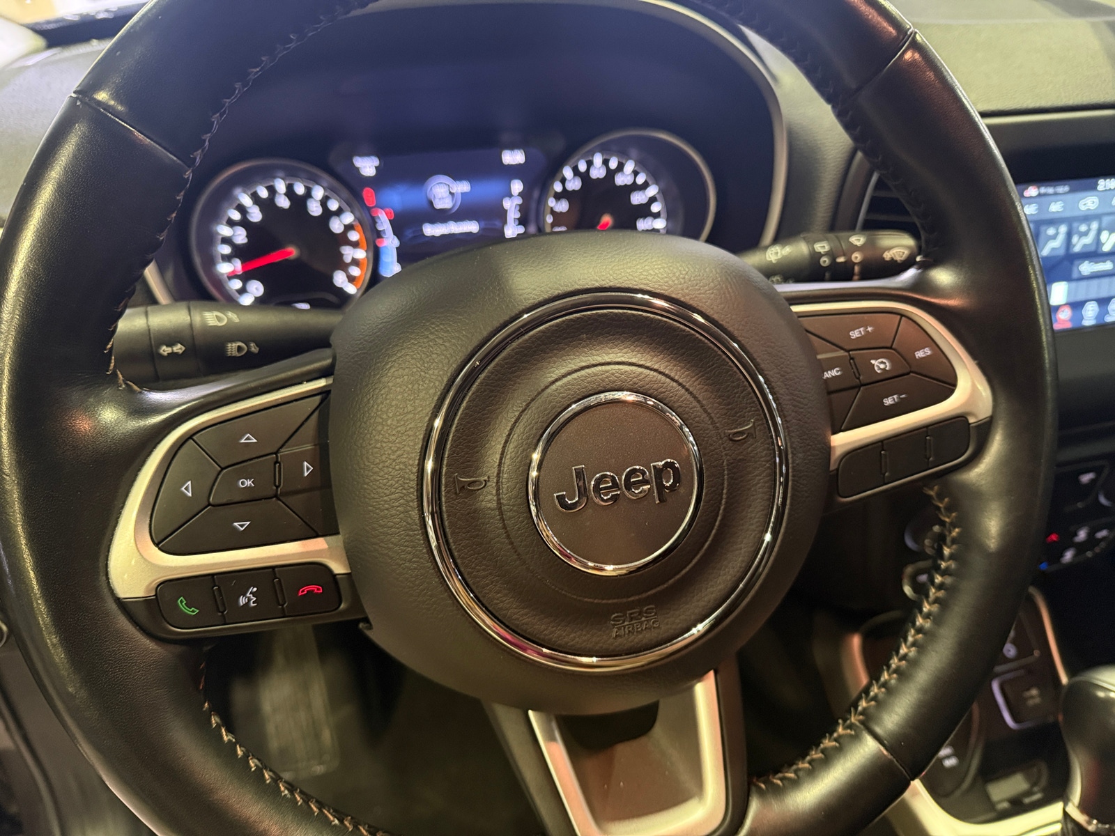 Thumbnail: 2021 Jeep Compass - 4