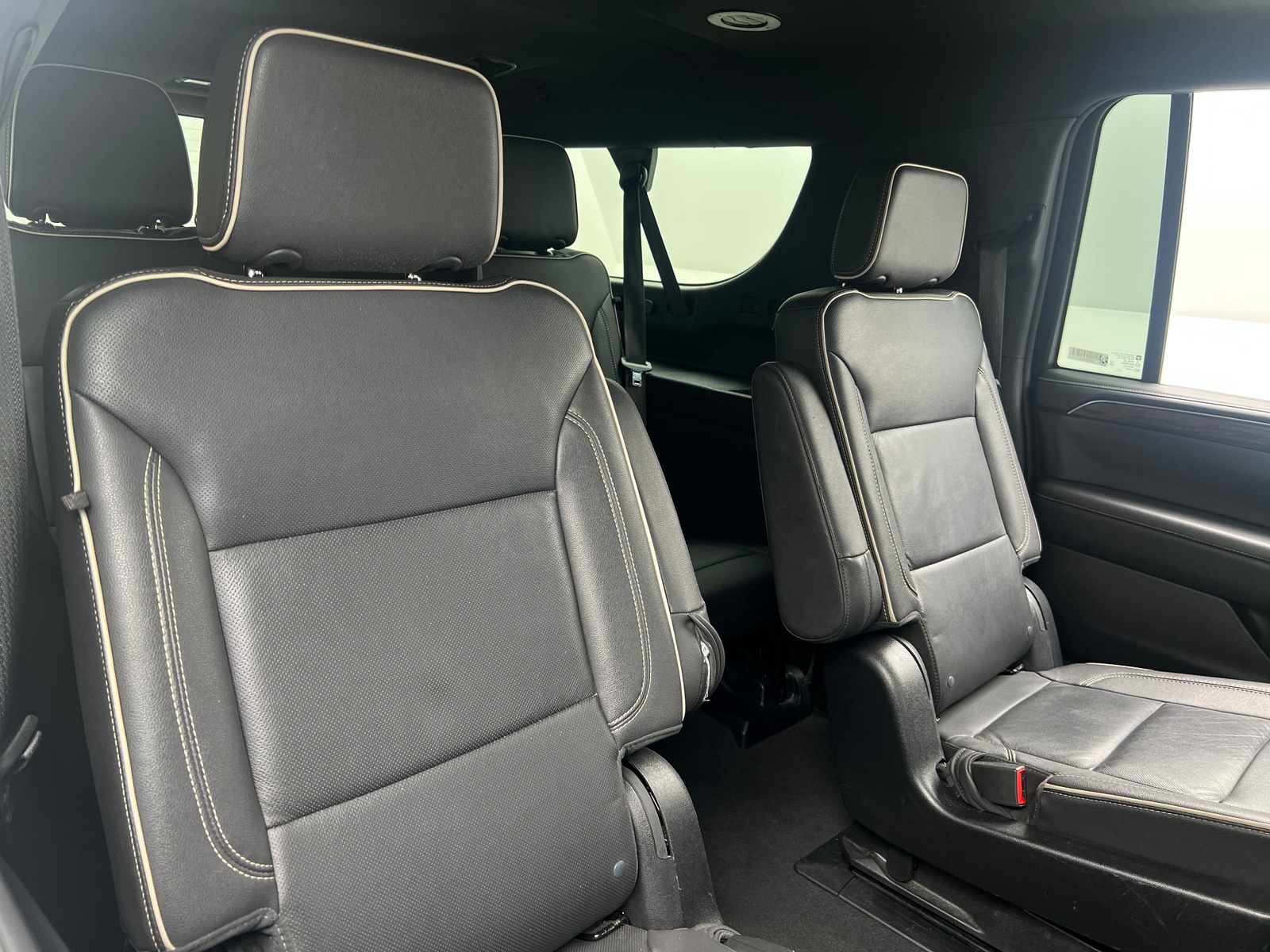 Thumbnail: 2023 Chevrolet Suburban - 5