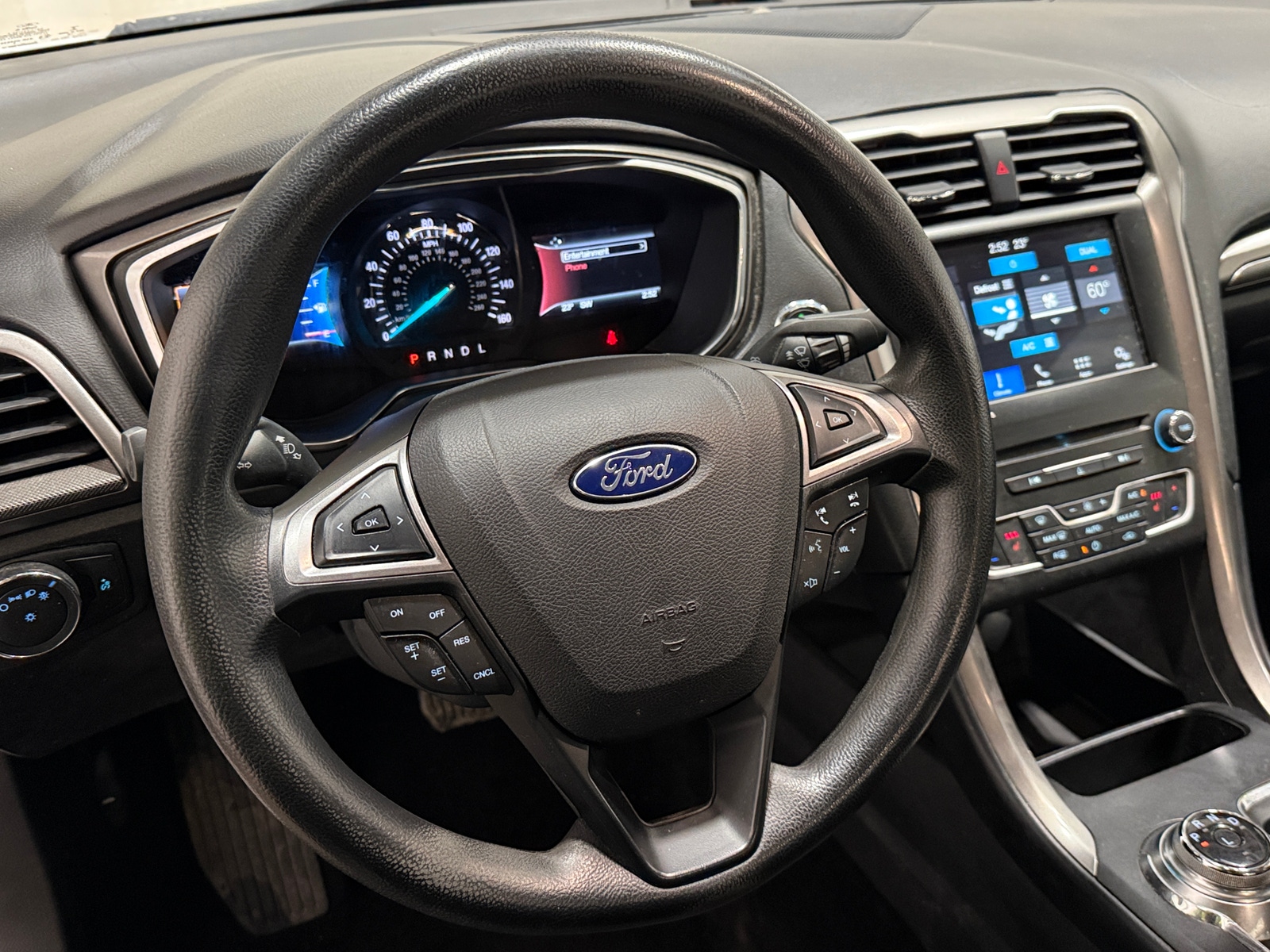 Thumbnail: 2017 Ford Fusion - 5