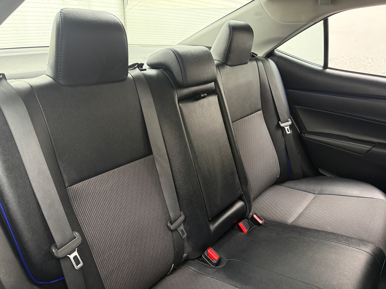 Thumbnail: 2018 Toyota Corolla - 6