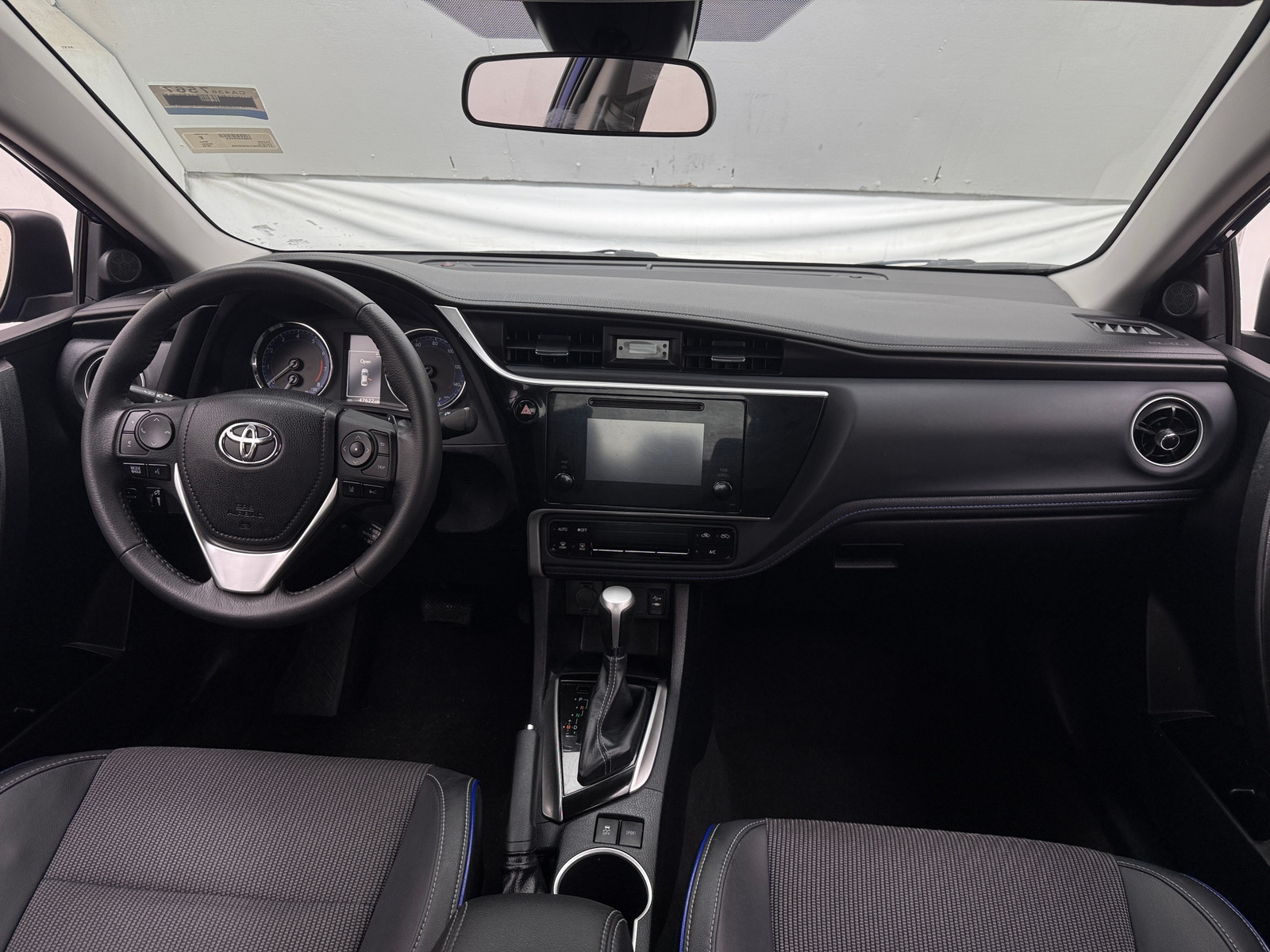 Thumbnail: 2018 Toyota Corolla - 3