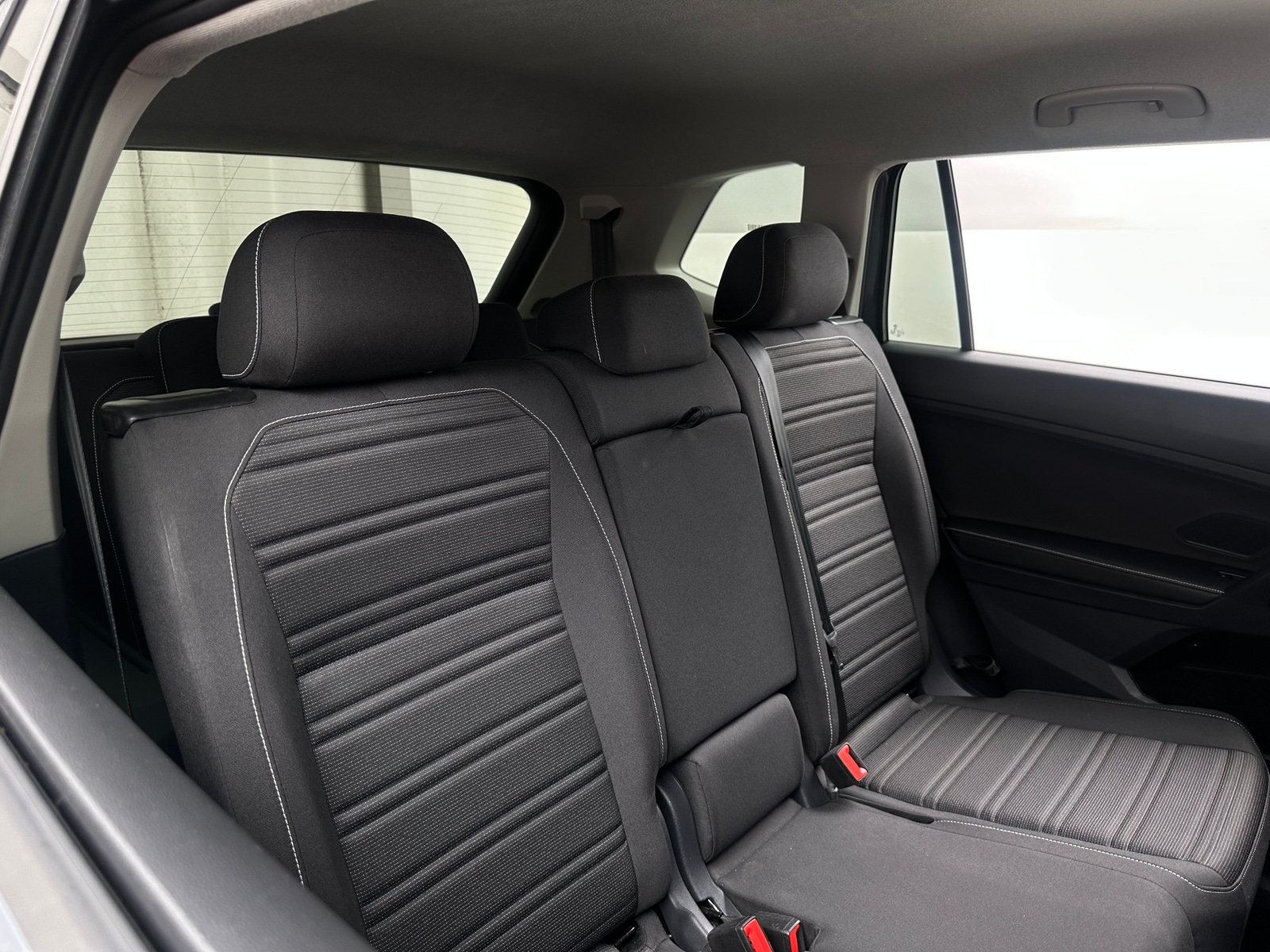 Thumbnail: 2024 Volkswagen Tiguan - 6