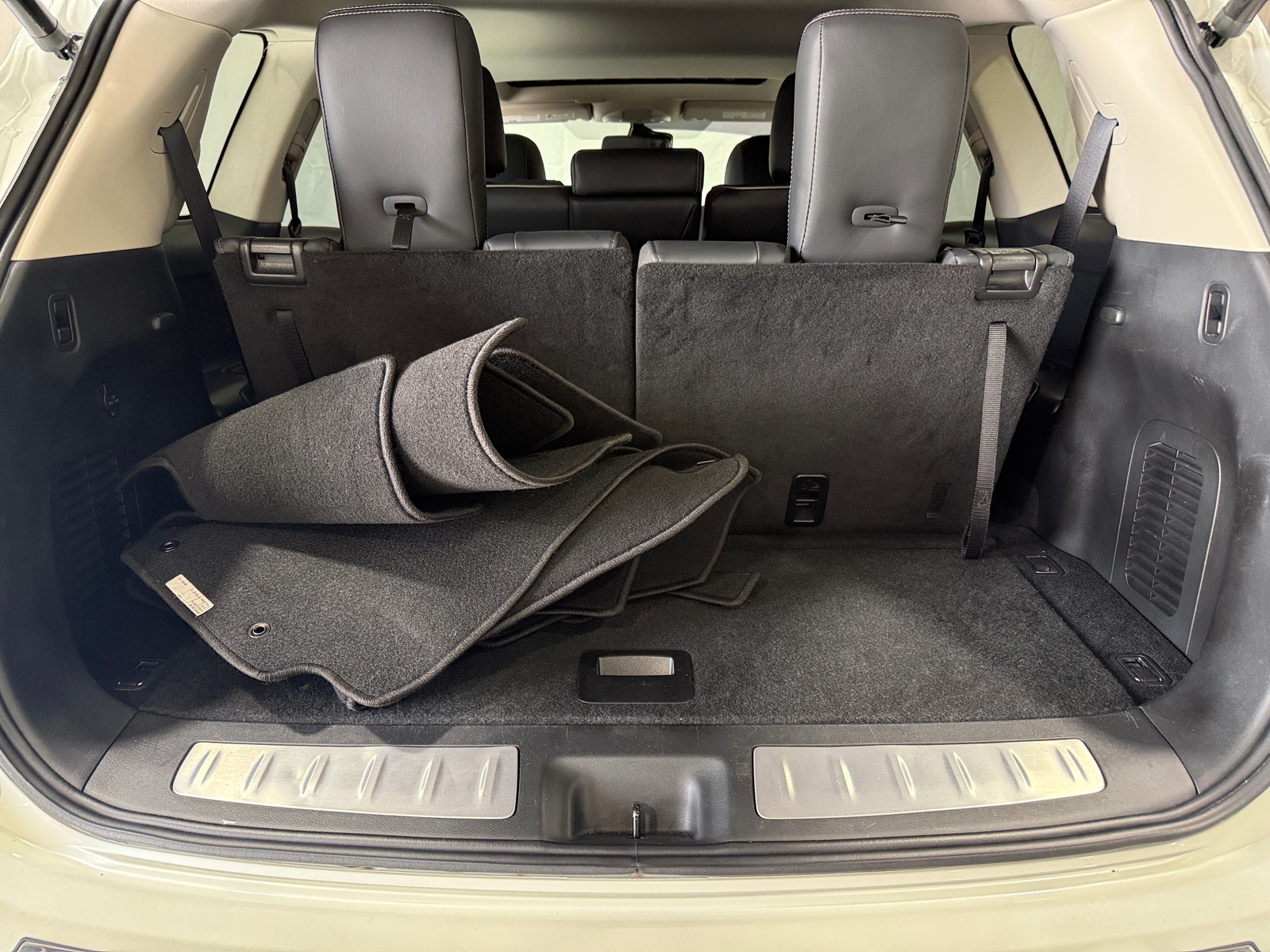 Thumbnail: 2020 INFINITI QX60 - 6