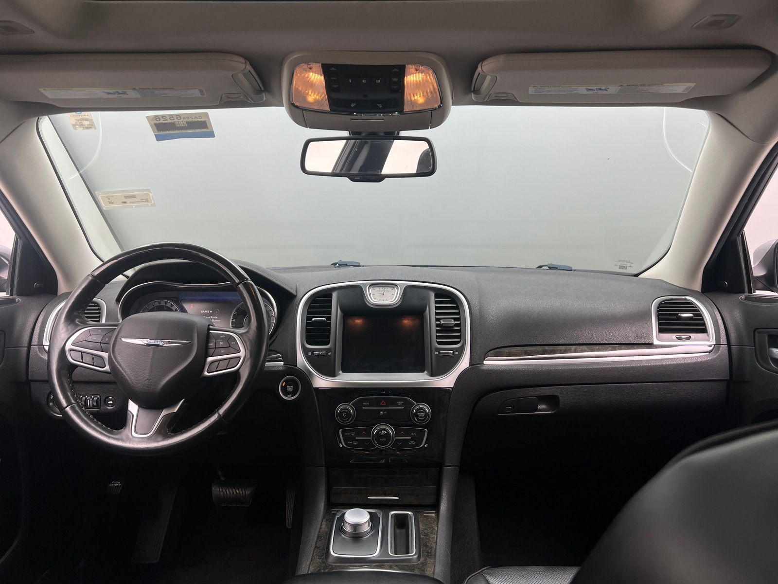 Thumbnail: 2019 Chrysler 300 - 2