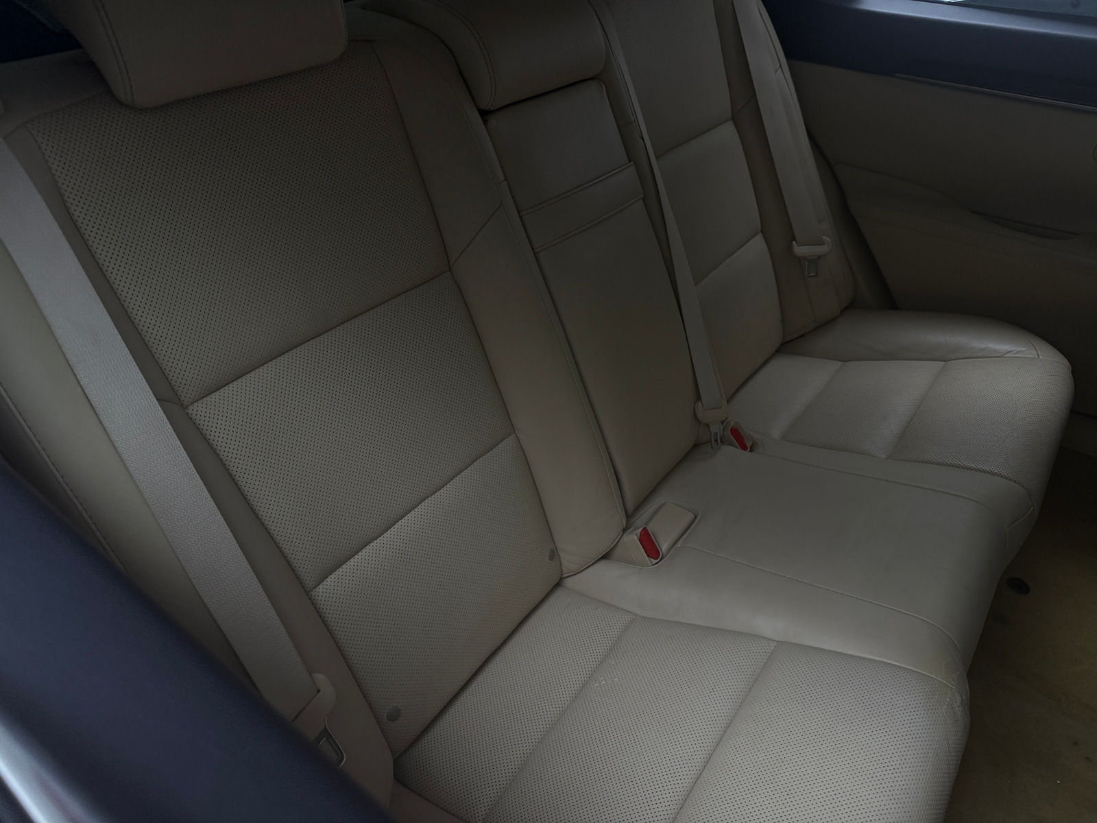 Thumbnail: 2013 Lexus ES - 5