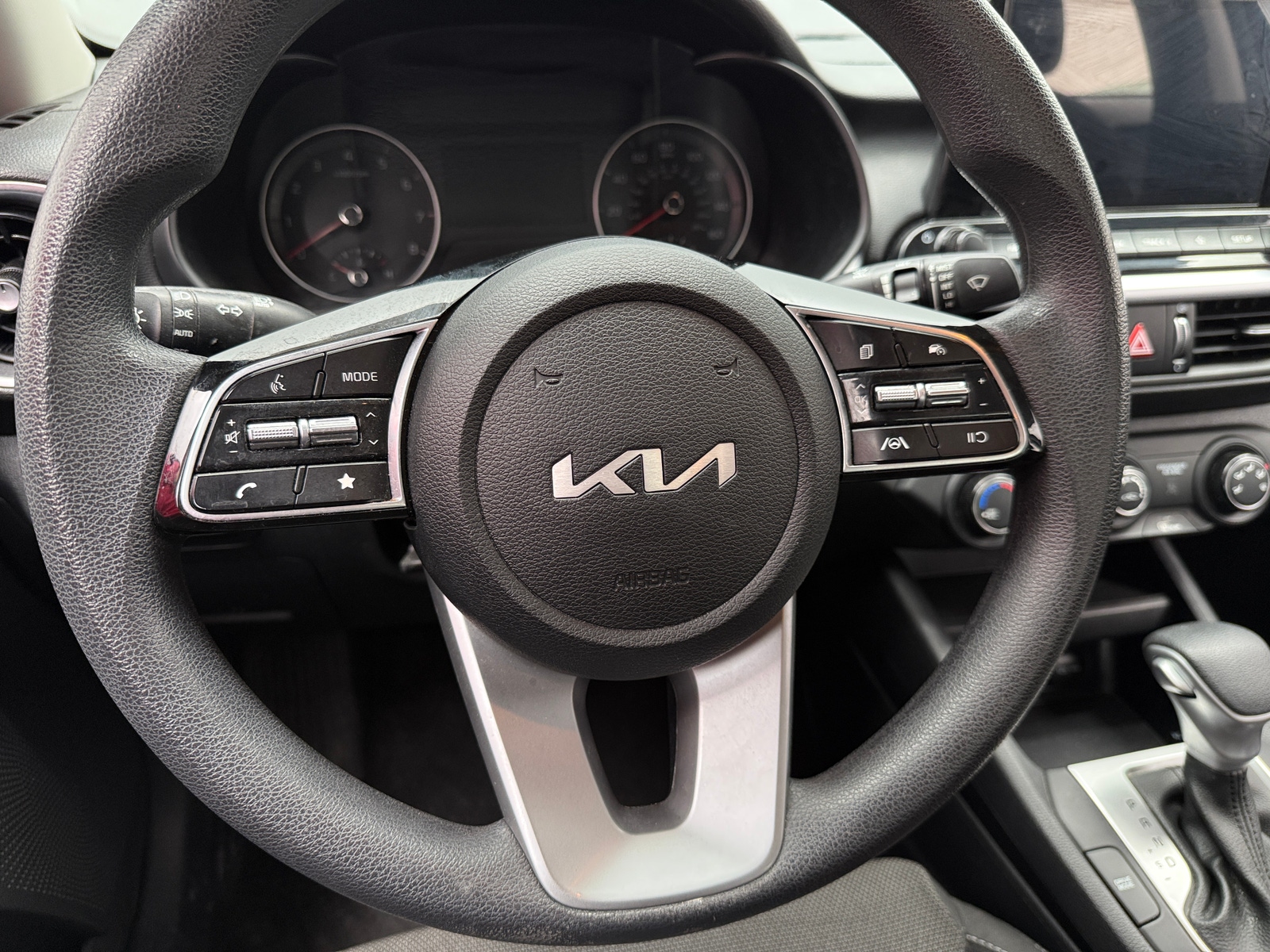 Thumbnail: 2022 Kia Forte - 5