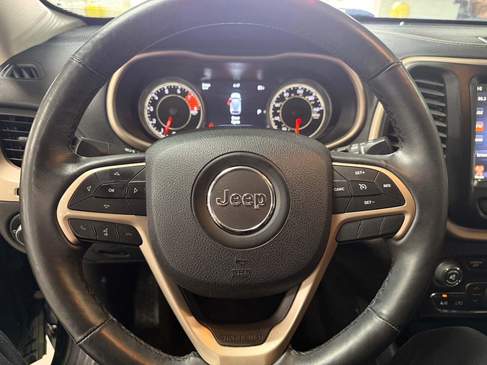 Thumbnail: 2018 Jeep Cherokee - 4