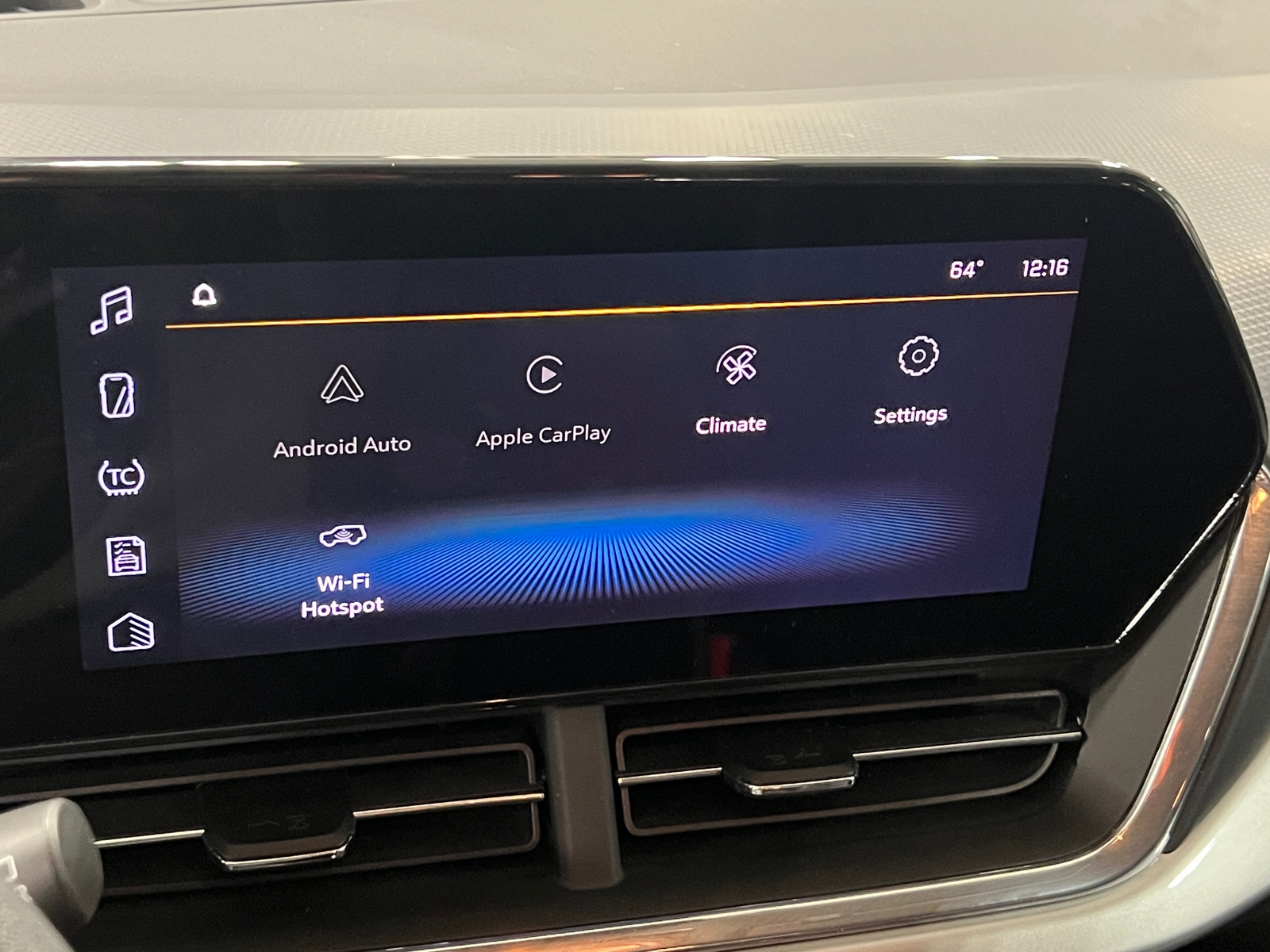 Thumbnail: 2025 Chevrolet Trax - 4