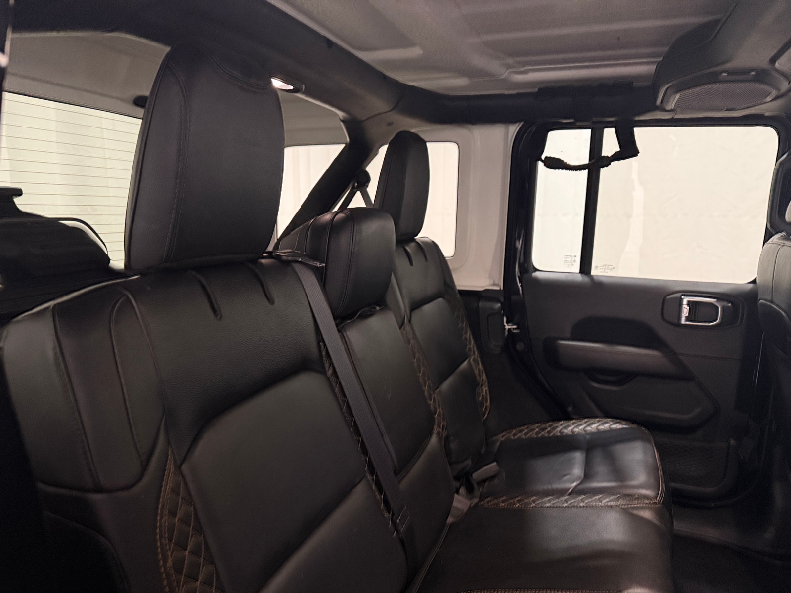 Thumbnail: 2021 Jeep Wrangler - 5