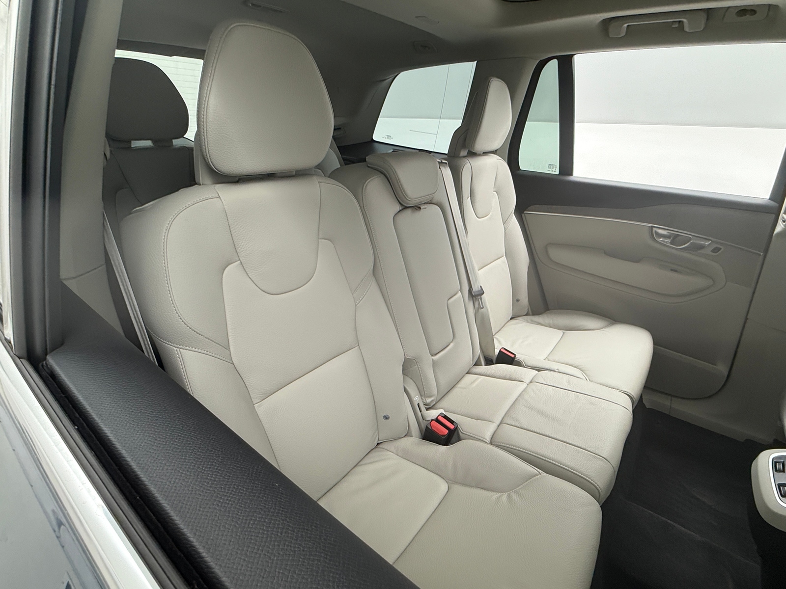 Thumbnail: 2025 Volvo XC90 - 5