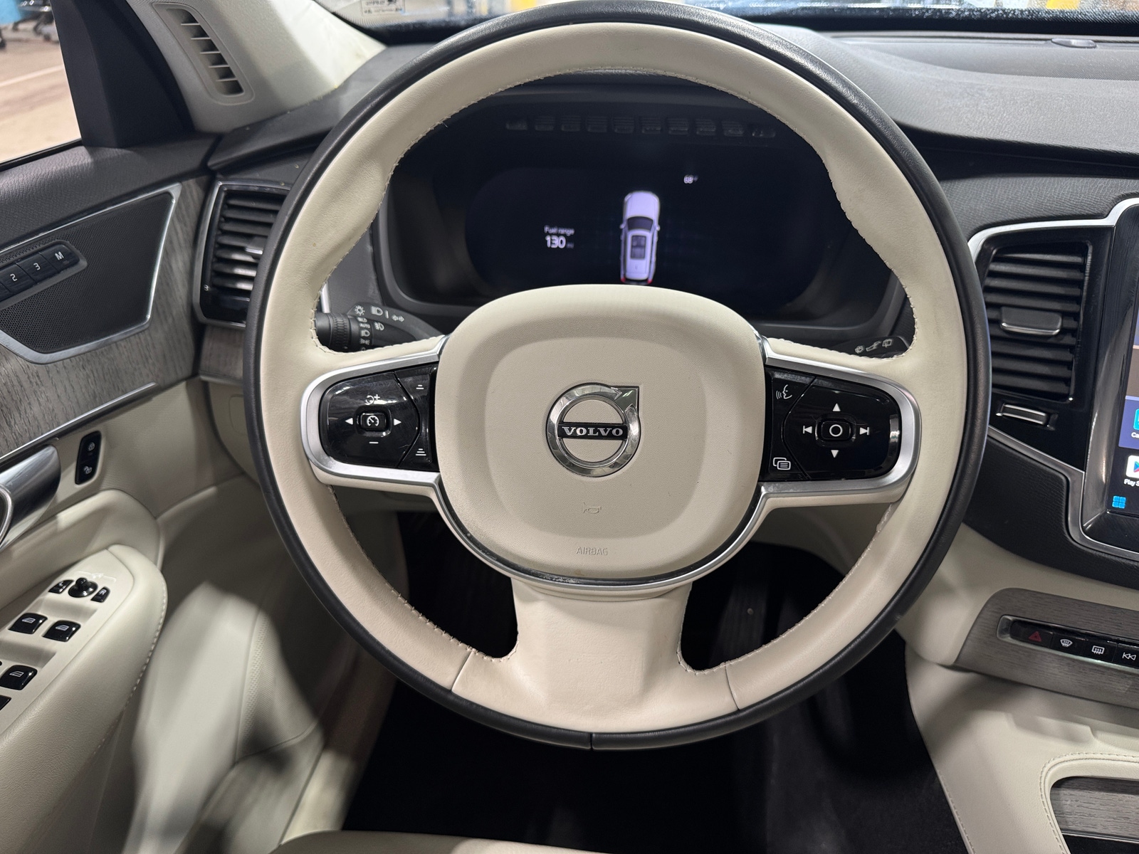 Thumbnail: 2025 Volvo XC90 - 4