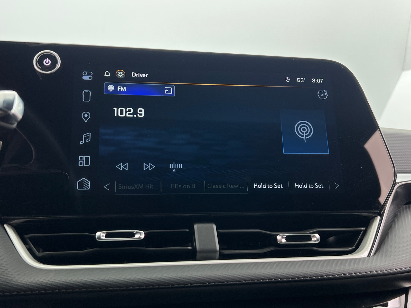 Thumbnail: 2025 Chevrolet Equinox - 4