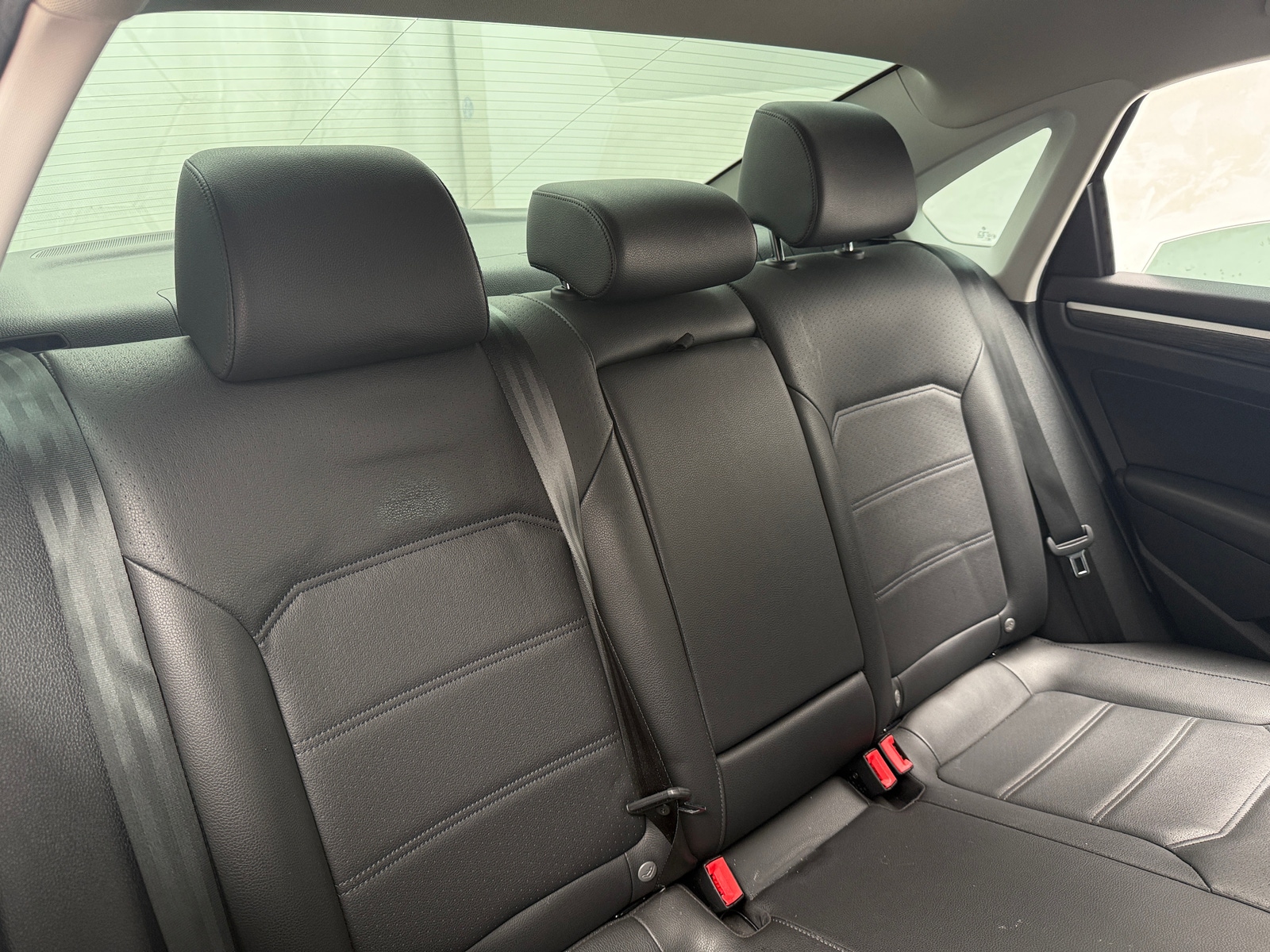 Thumbnail: 2018 Volkswagen Passat - 5