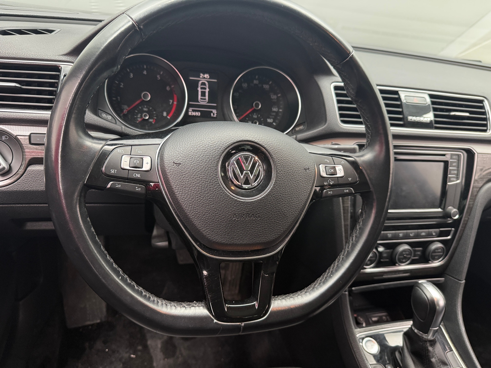 Thumbnail: 2018 Volkswagen Passat - 4