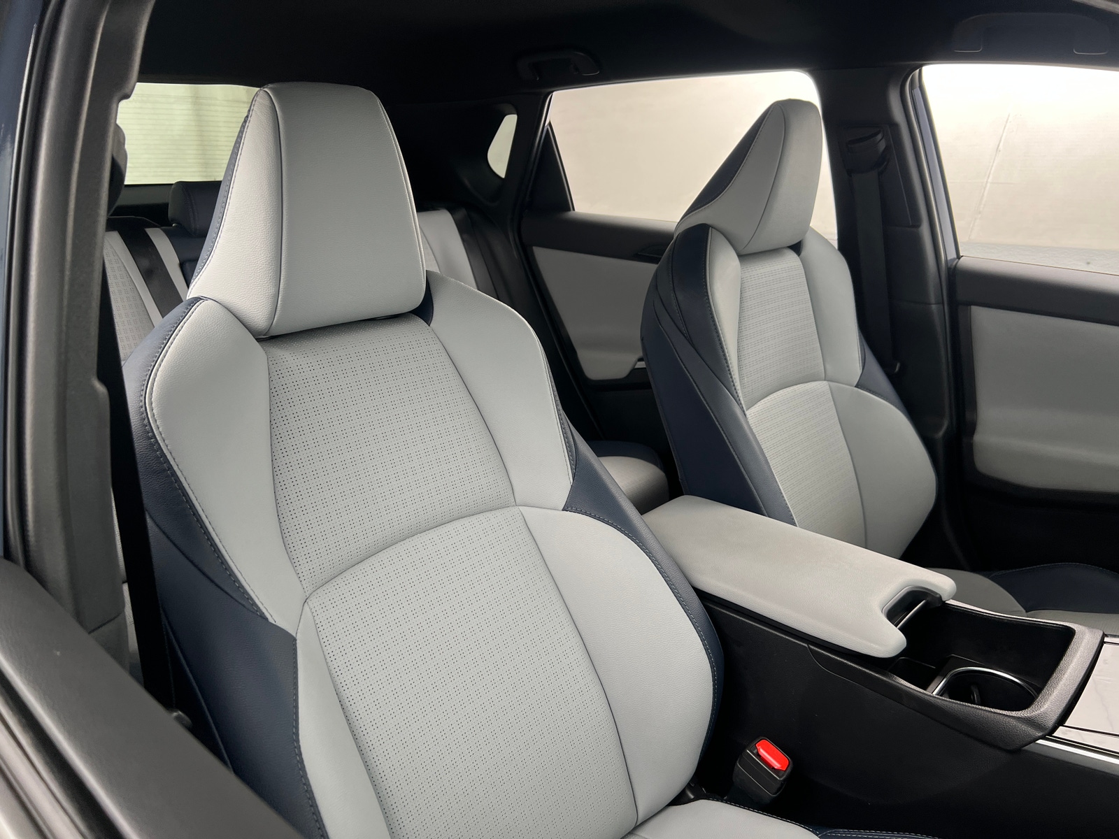 Thumbnail: 2023 Subaru Solterra - 2