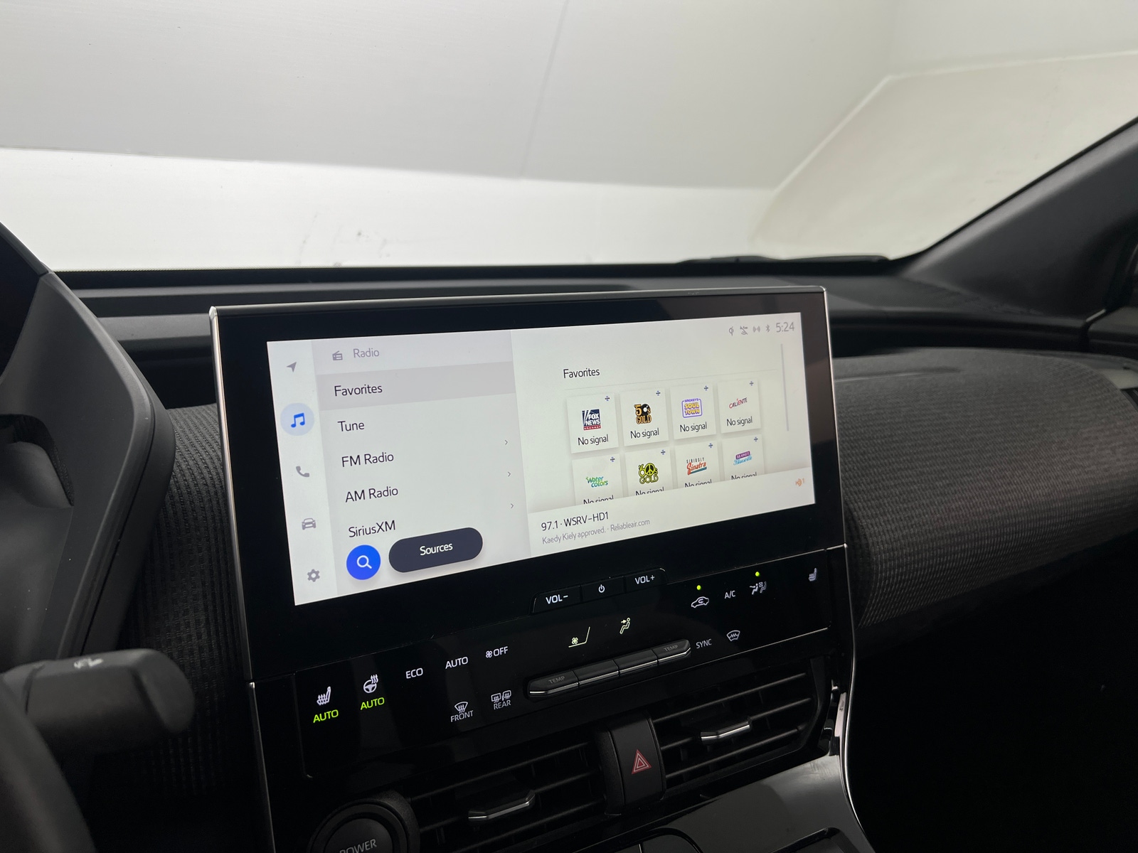 Thumbnail: 2023 Subaru Solterra - 4