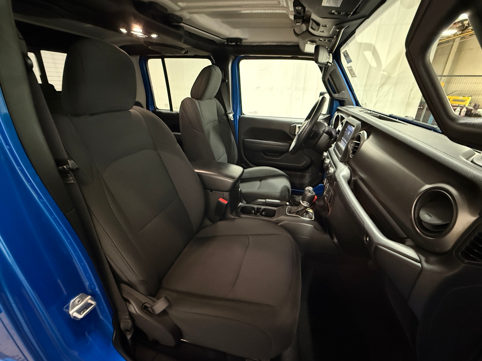 Thumbnail: 2022 Jeep Gladiator - 2