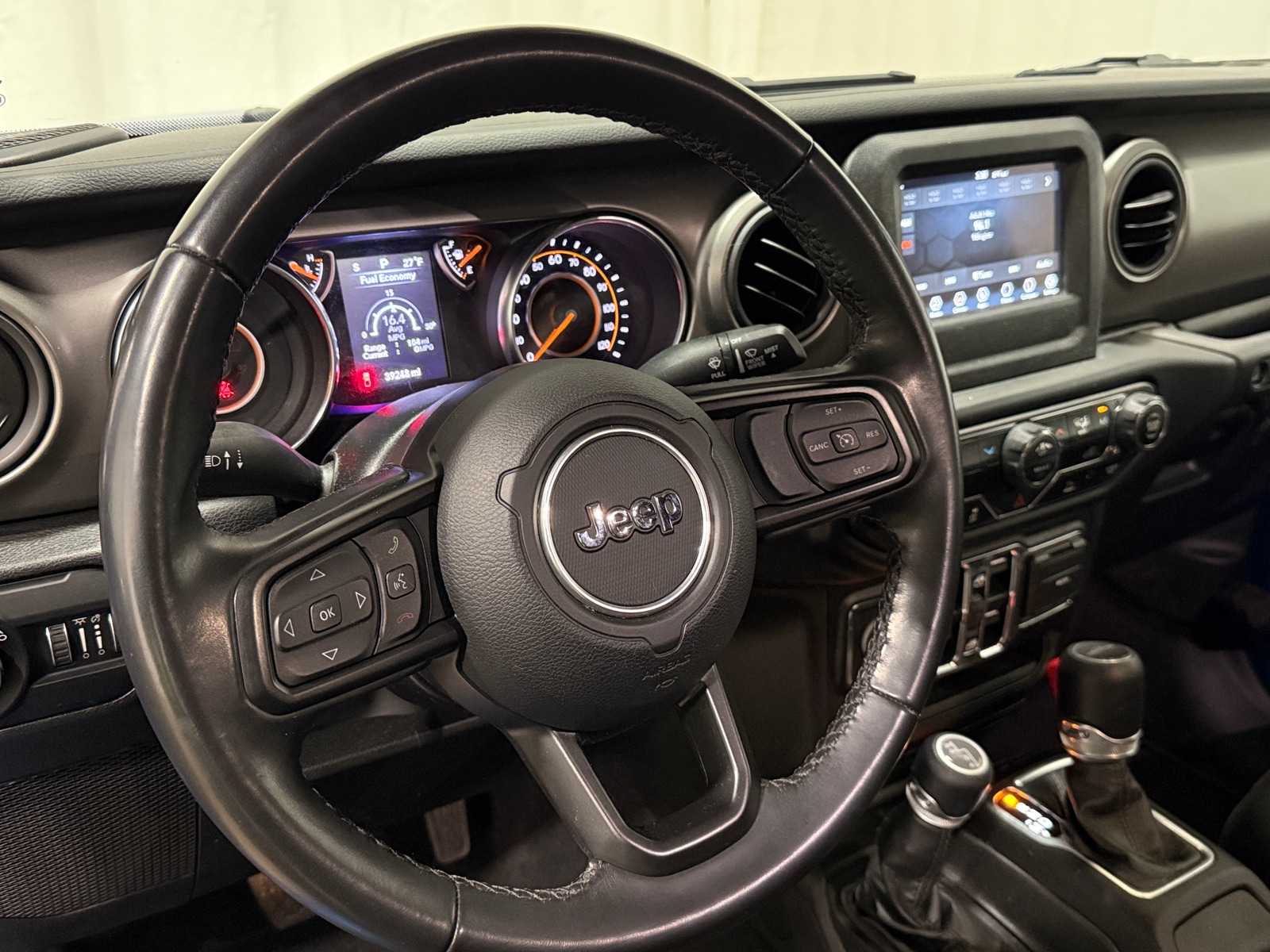 Thumbnail: 2022 Jeep Gladiator - 5