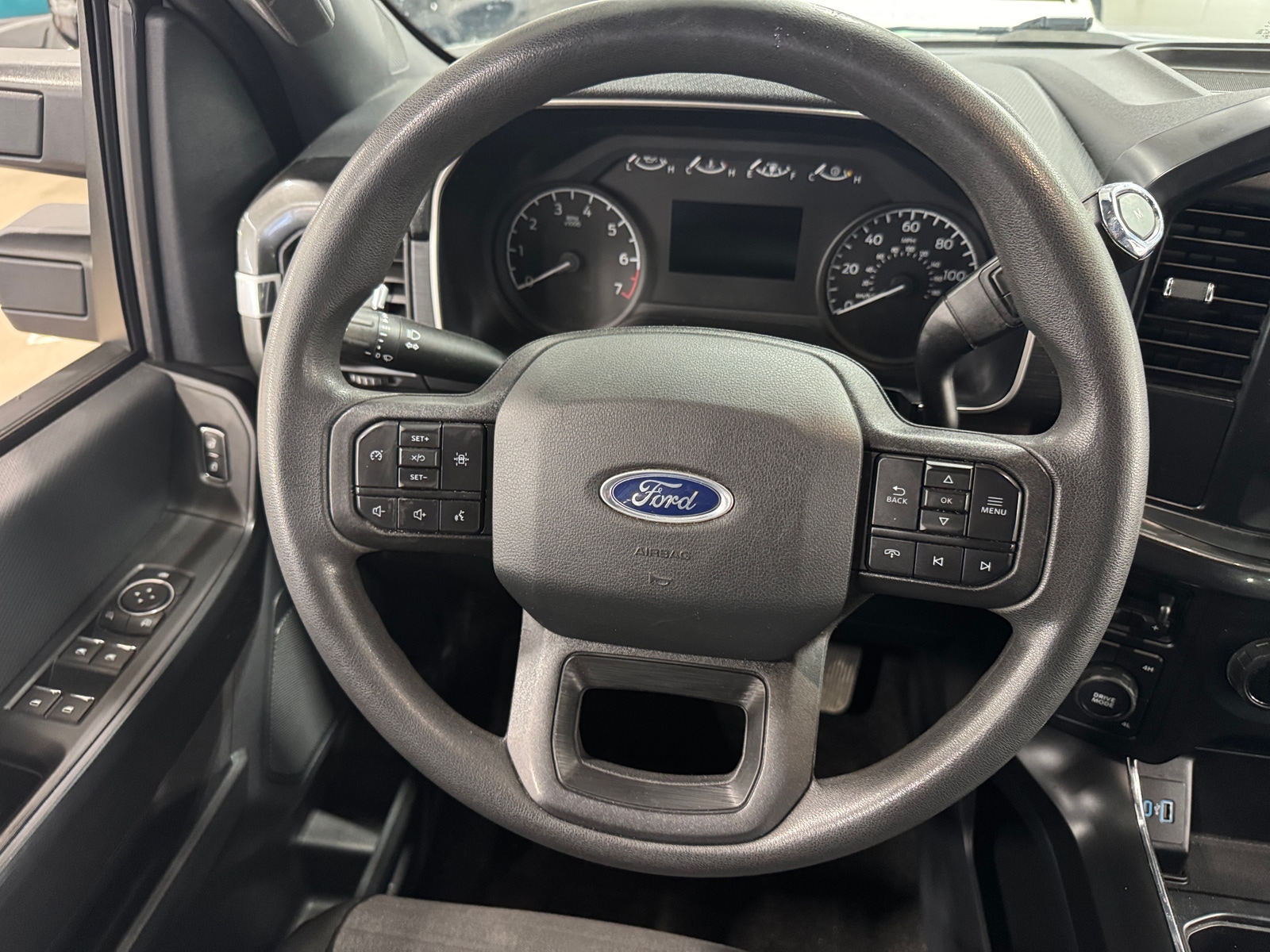 Thumbnail: 2021 Ford Econoline - 4