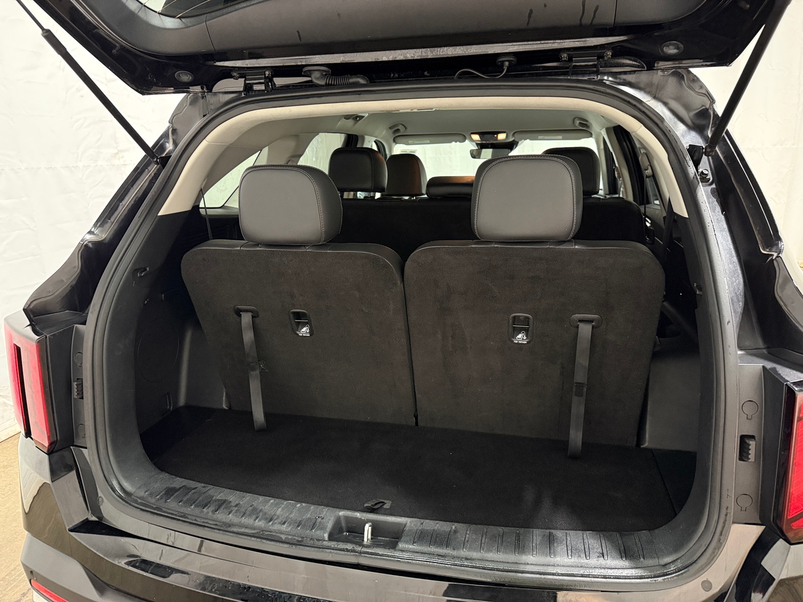 Thumbnail: 2024 Kia Sorento - 6