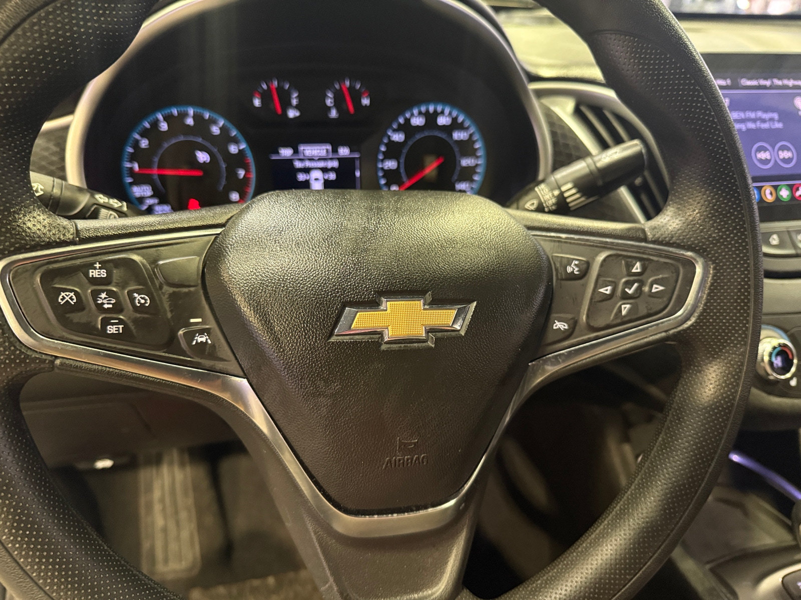 Thumbnail: 2024 Chevrolet Malibu - 5