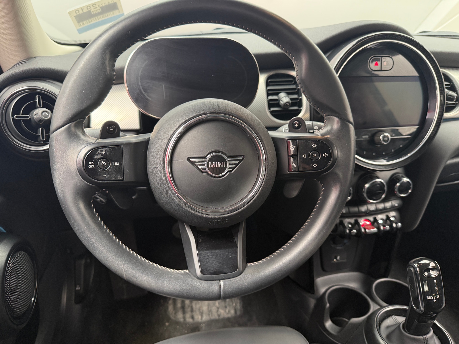 Thumbnail: 2022 MINI Cooper Hardtop - 4