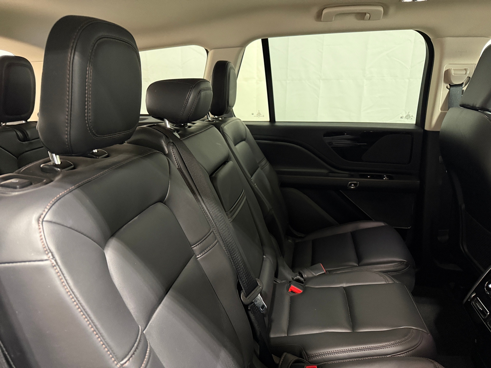 Thumbnail: 2021 Lincoln Aviator - 5