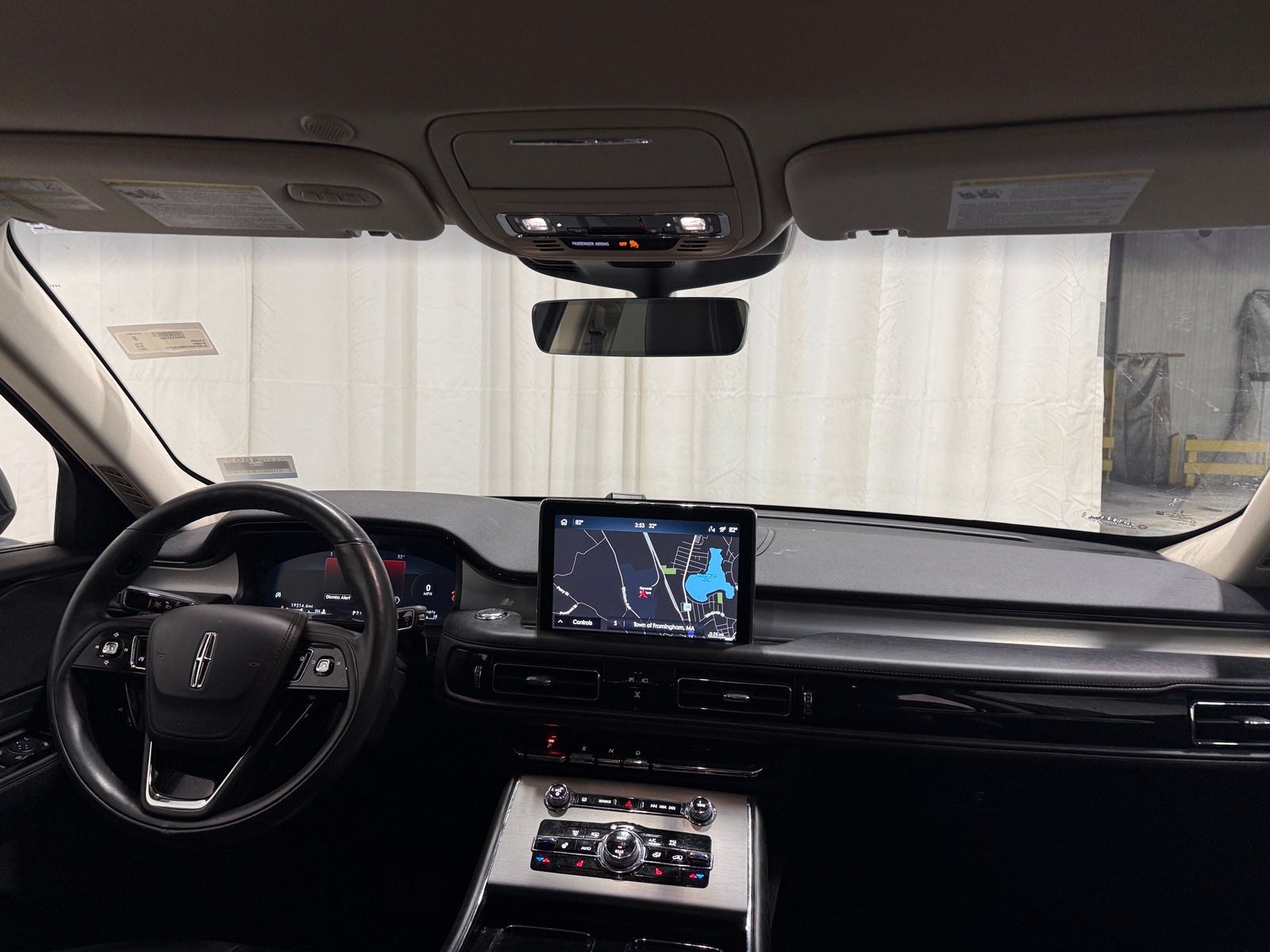 Thumbnail: 2021 Lincoln Aviator - 2